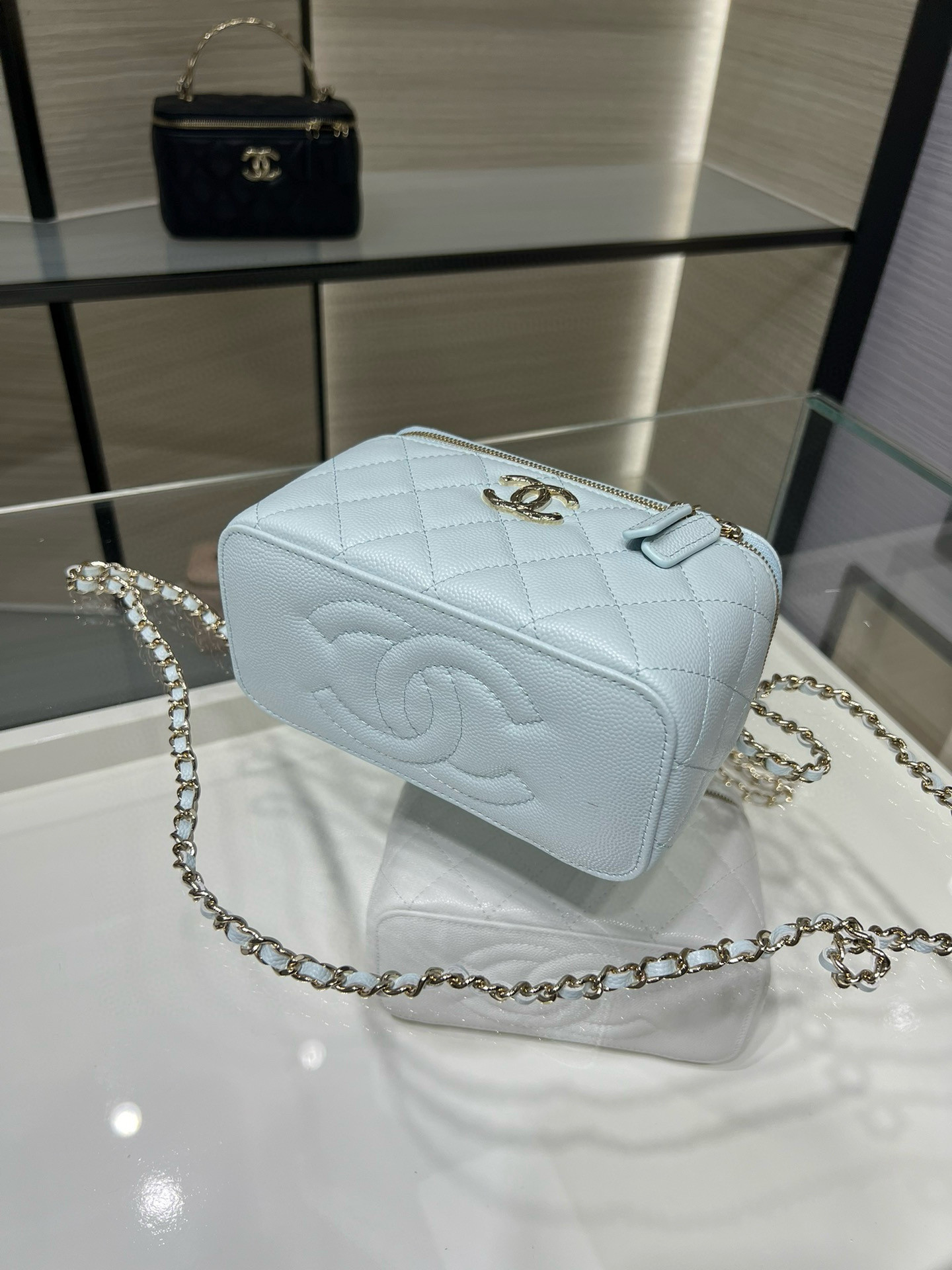 Ch*el clutch with chain light blue ap4590 17x9.5x8cm
