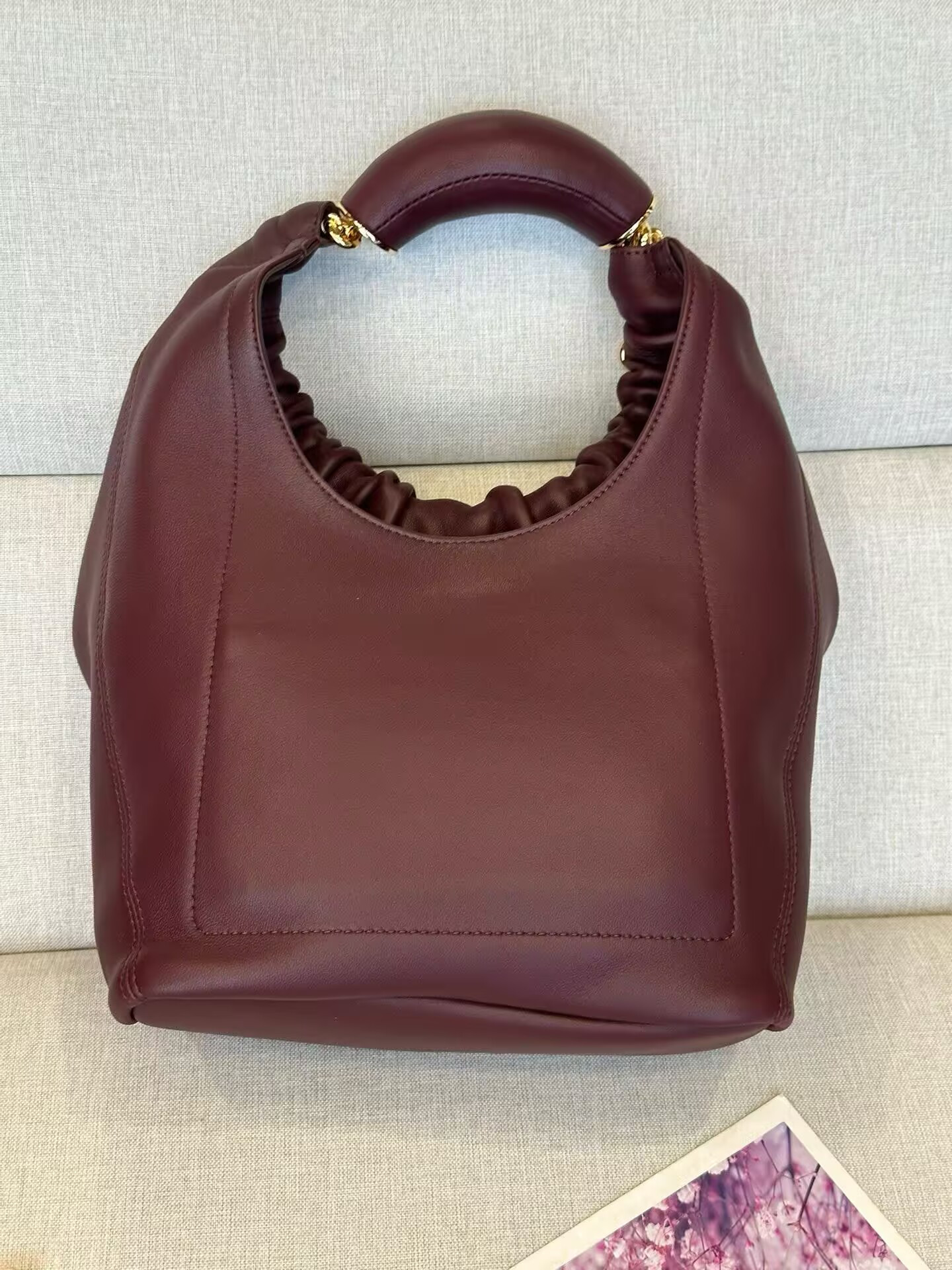 L0ew* small squeeze bag in mellow nappa lambskin 29x10.5x24cm