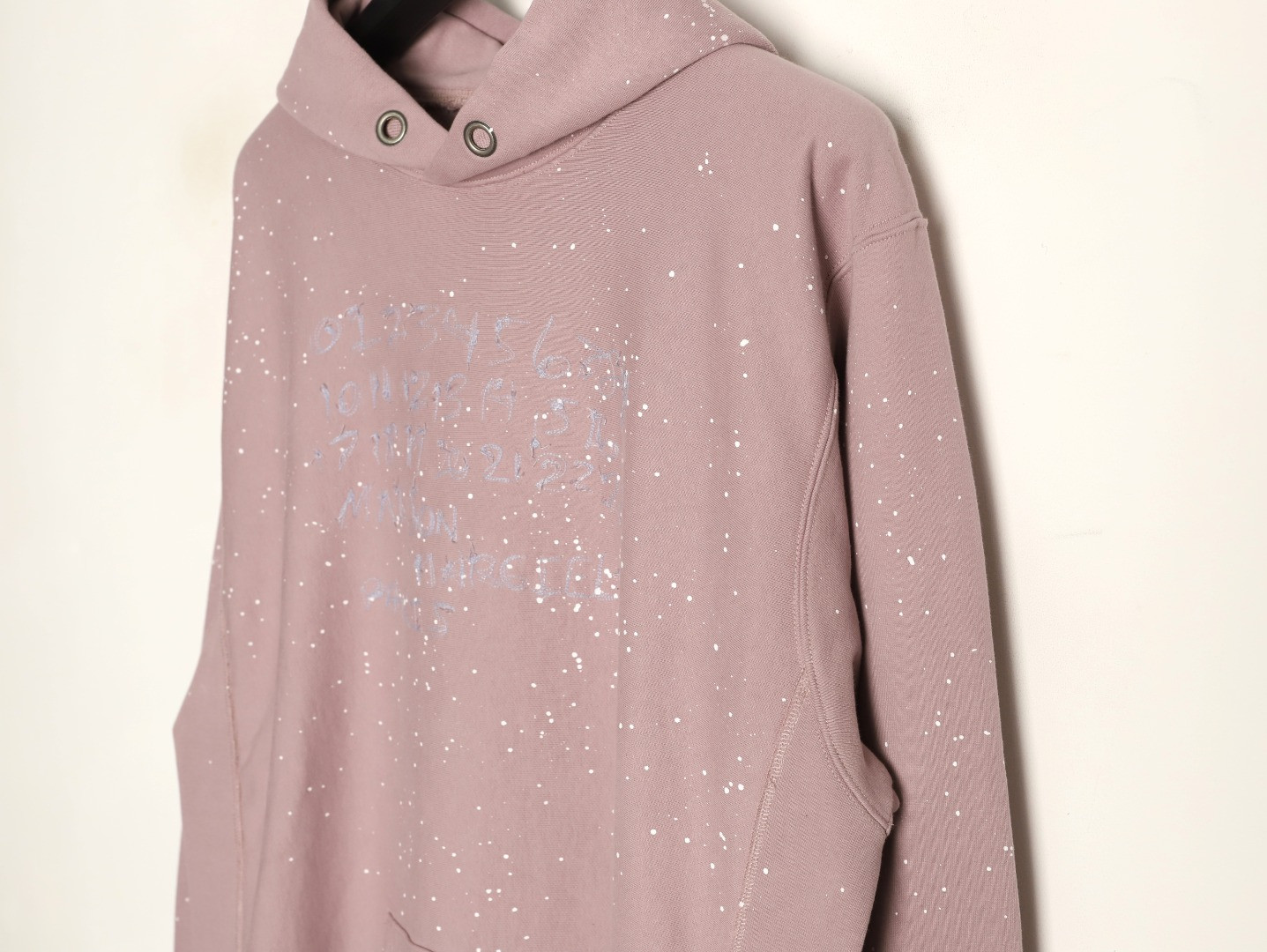 ma*s*n Ma*i*la mm6 hoodies