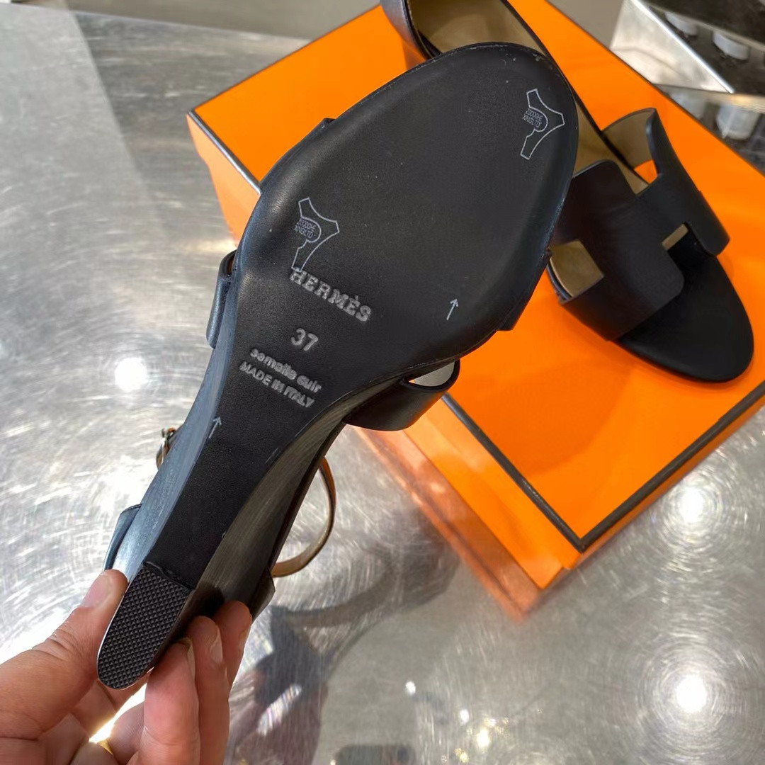 ua H**mes legend sandal