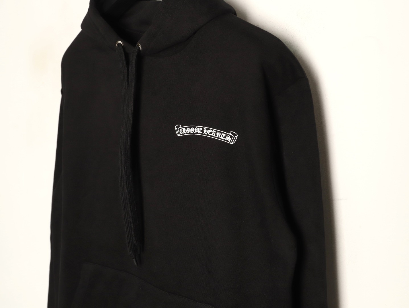 Ch**me He**ts hoodies