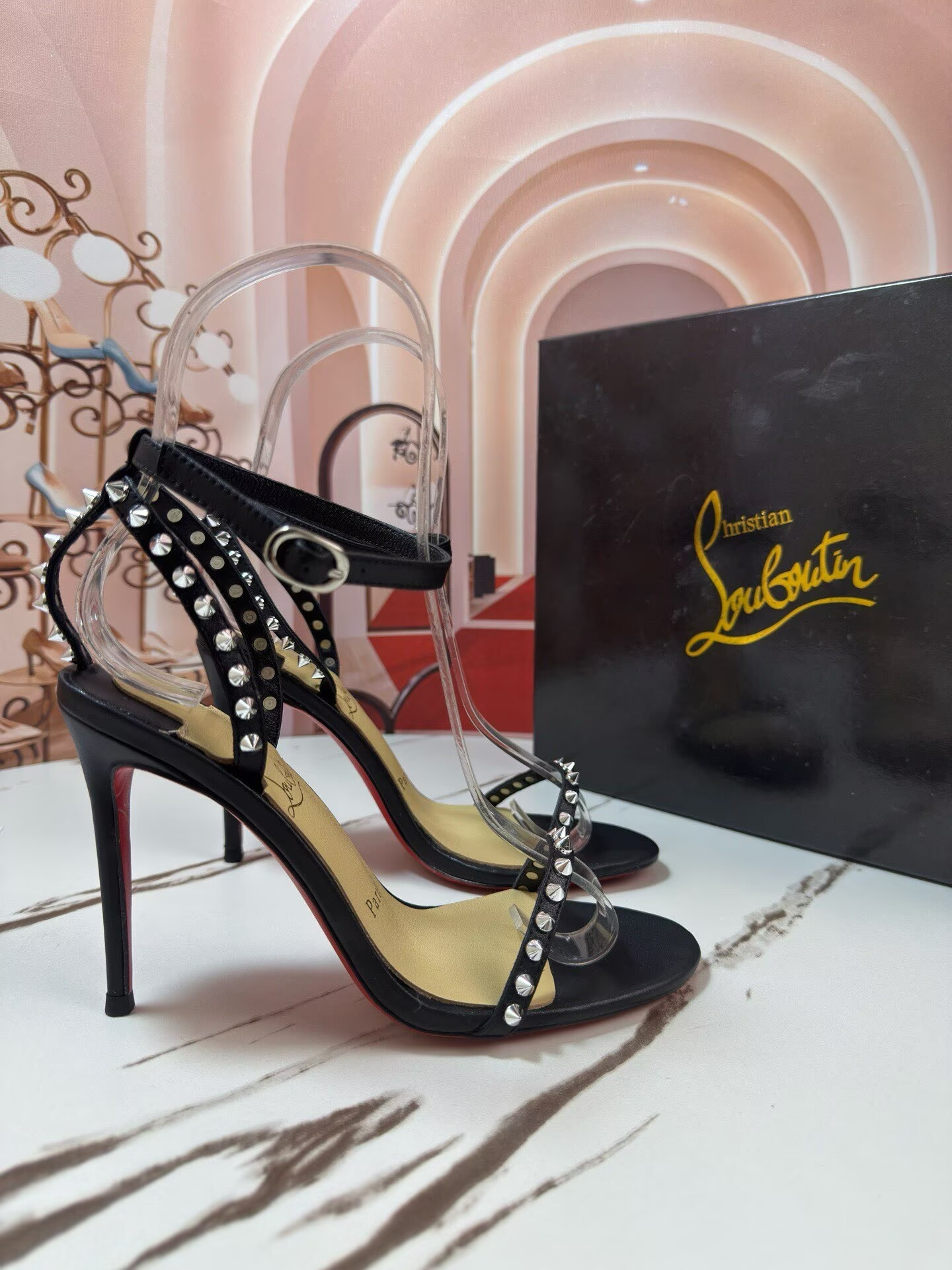 ua Ch**an louboutin galeria sandals