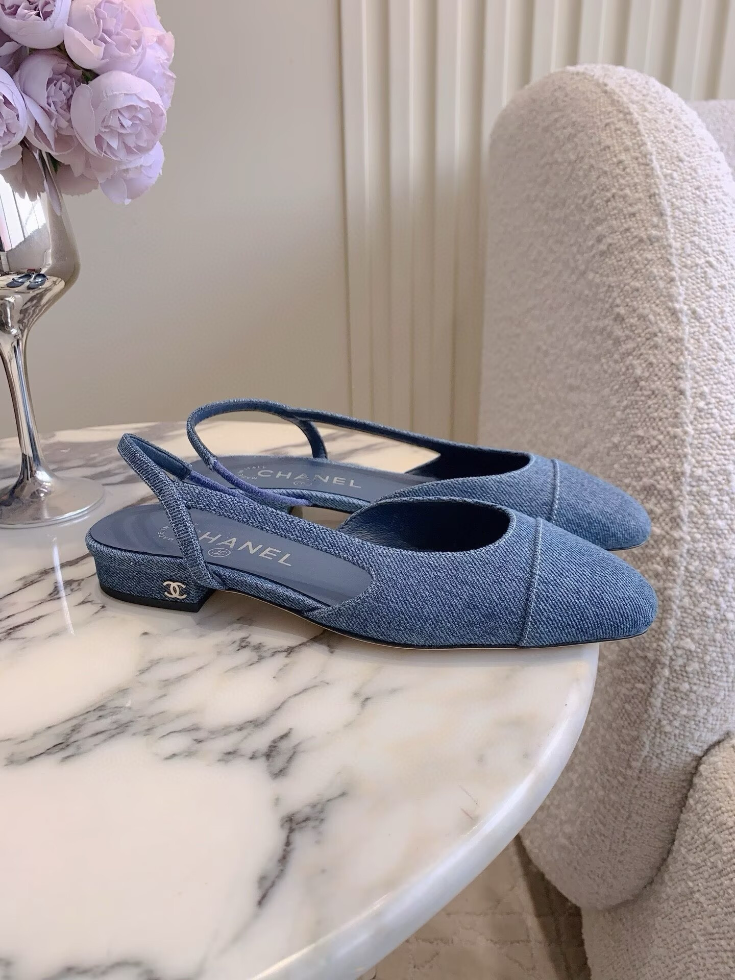 ua Ch*el slingback flats