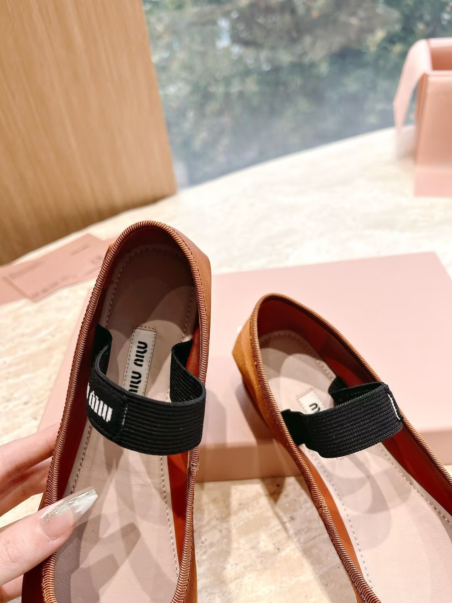 ua M1v M1v satin ballerinas