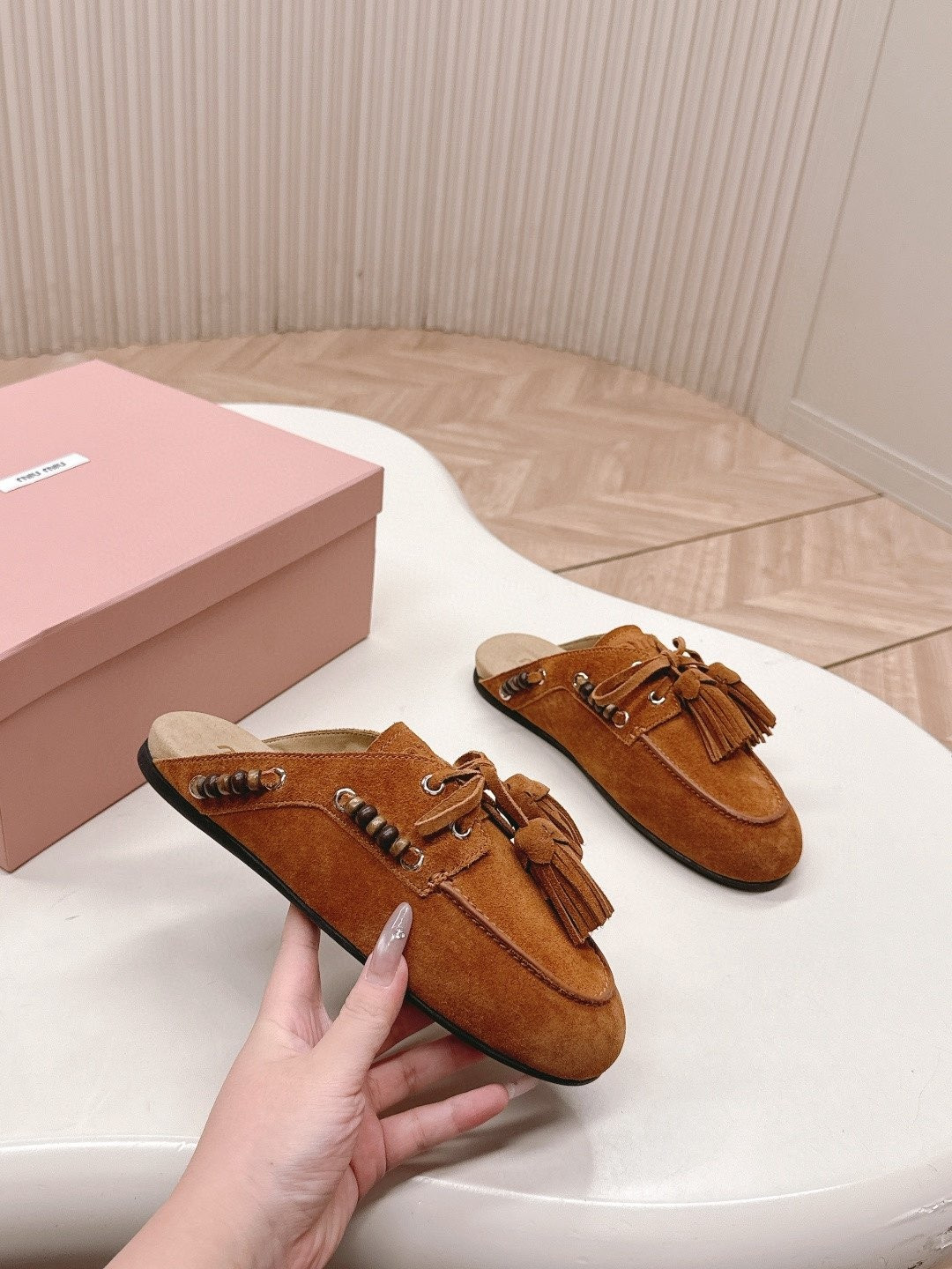 ua M1v M1v tassel mules