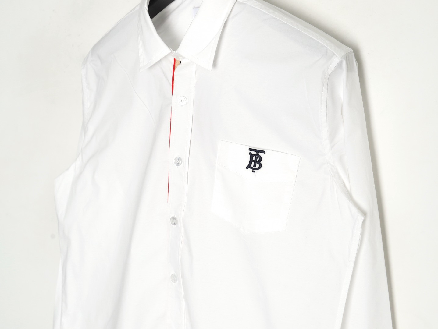 B**rry long-sleeved shirts