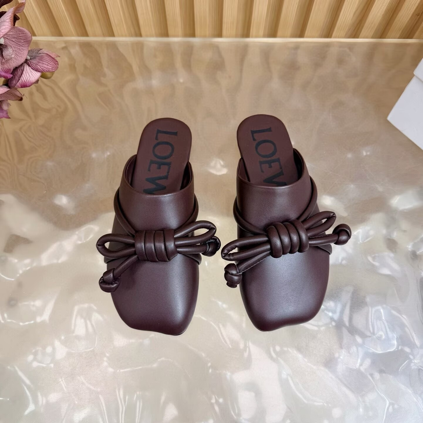 ua L0ew* flamenco knot mule