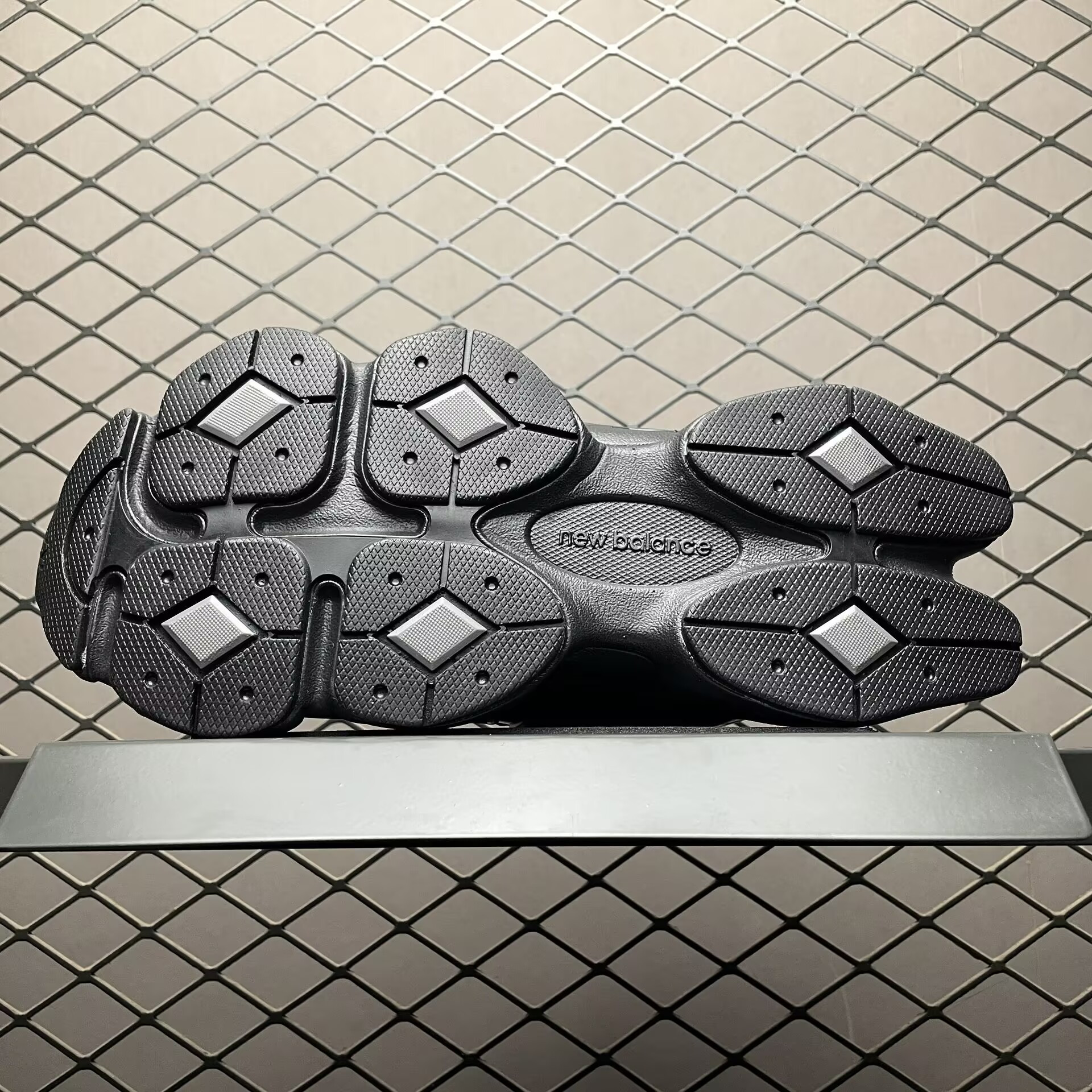 ua new Ba1an*e 9060 sea stone black