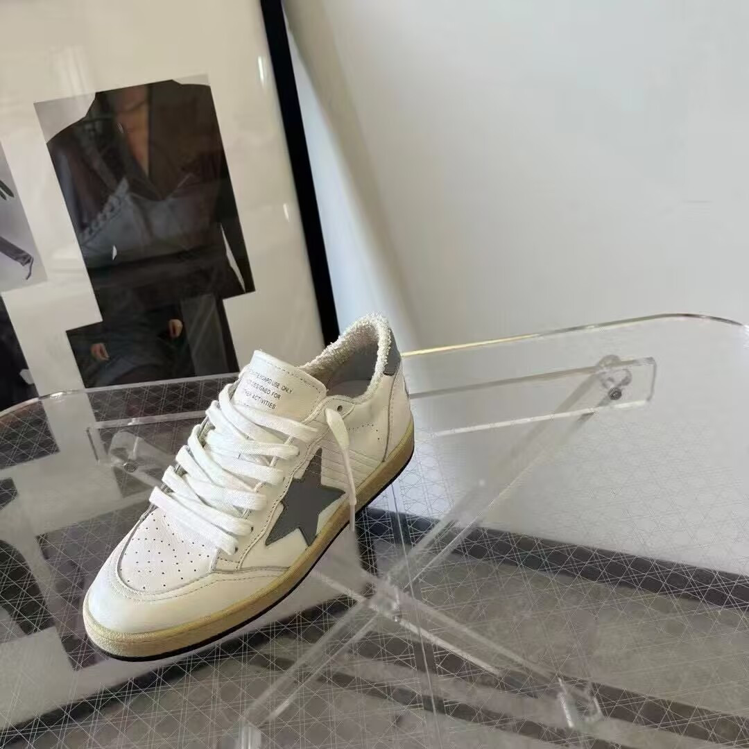 ua g01den G003e s*per-star sneaker