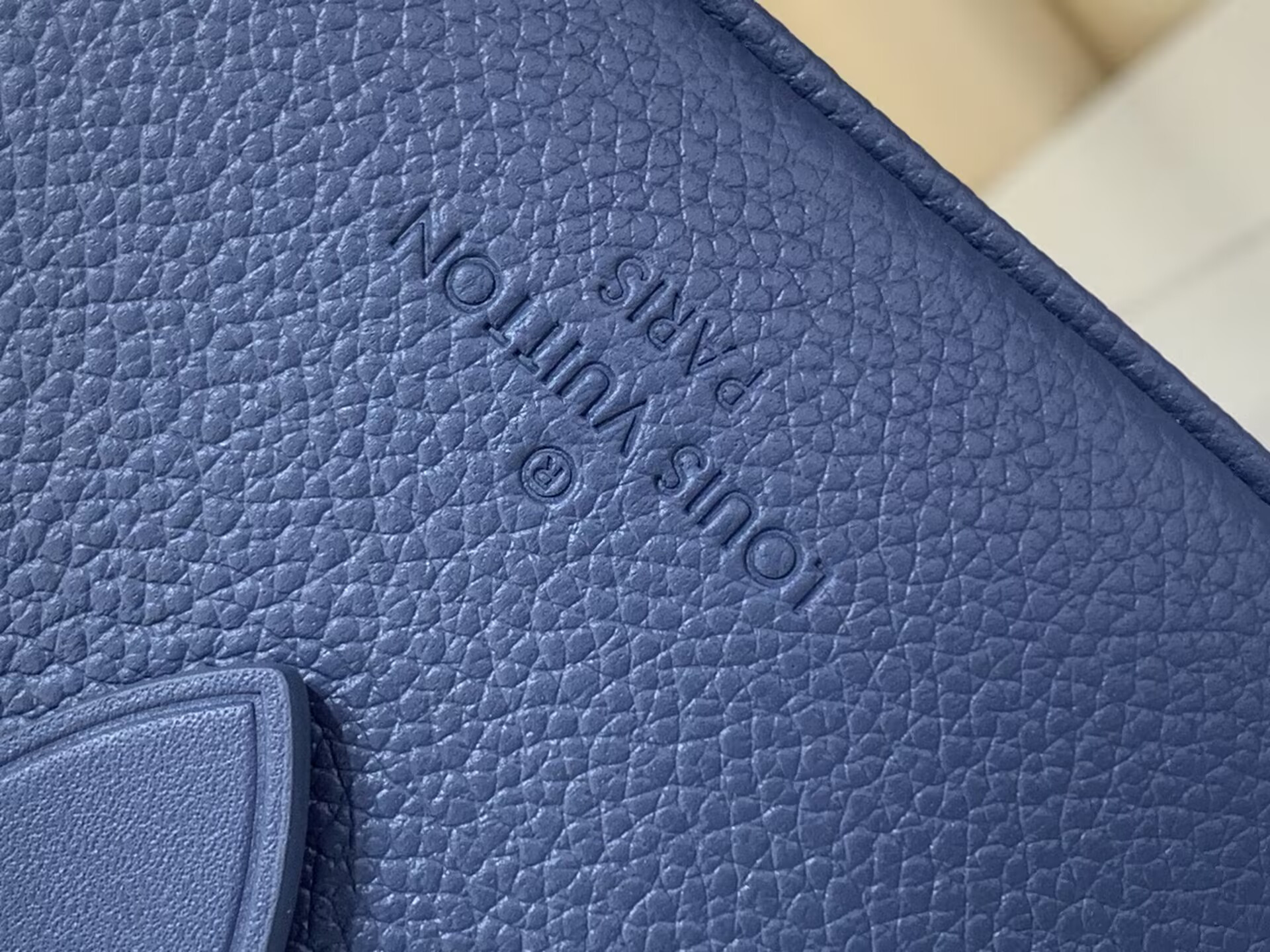 LV Speedy Bandoulière 20 M28316 20.5x13.5x12cm