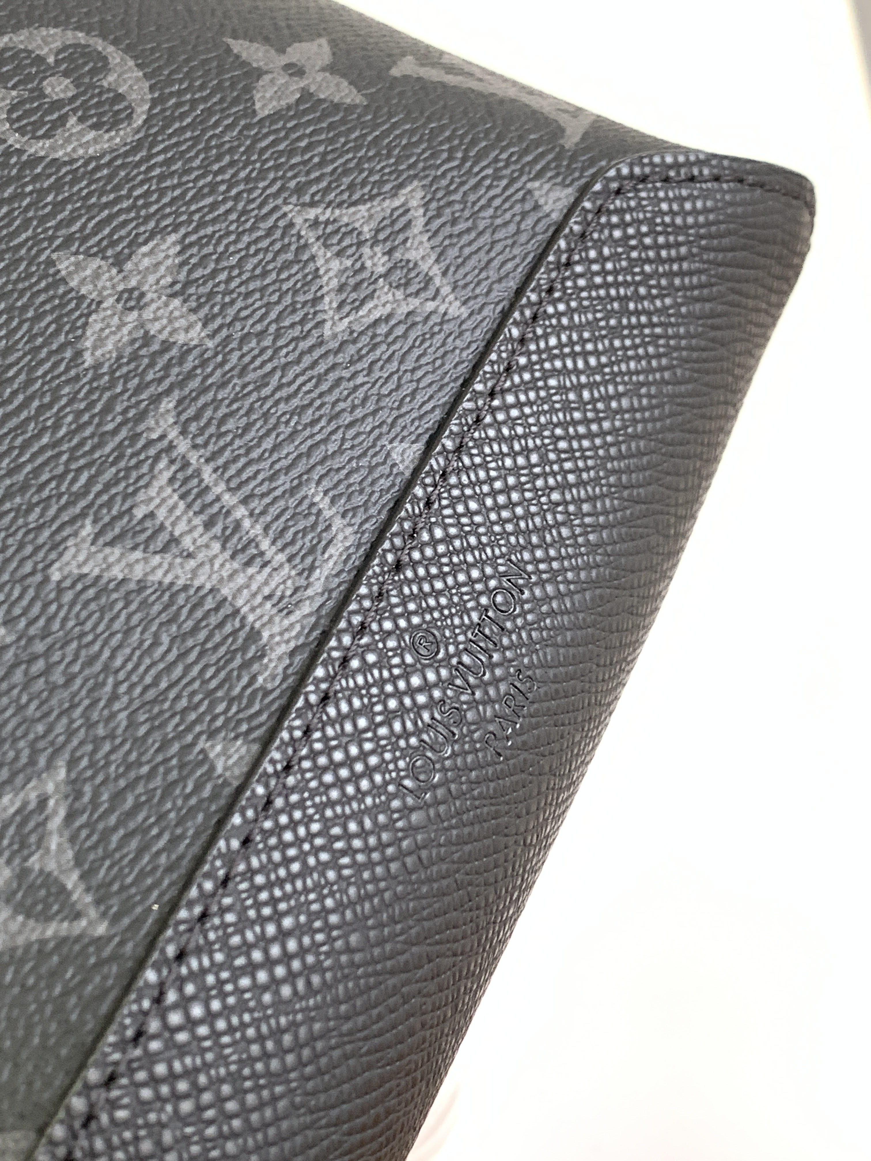 LV Duo Slingbag M30936 20x42x6cm