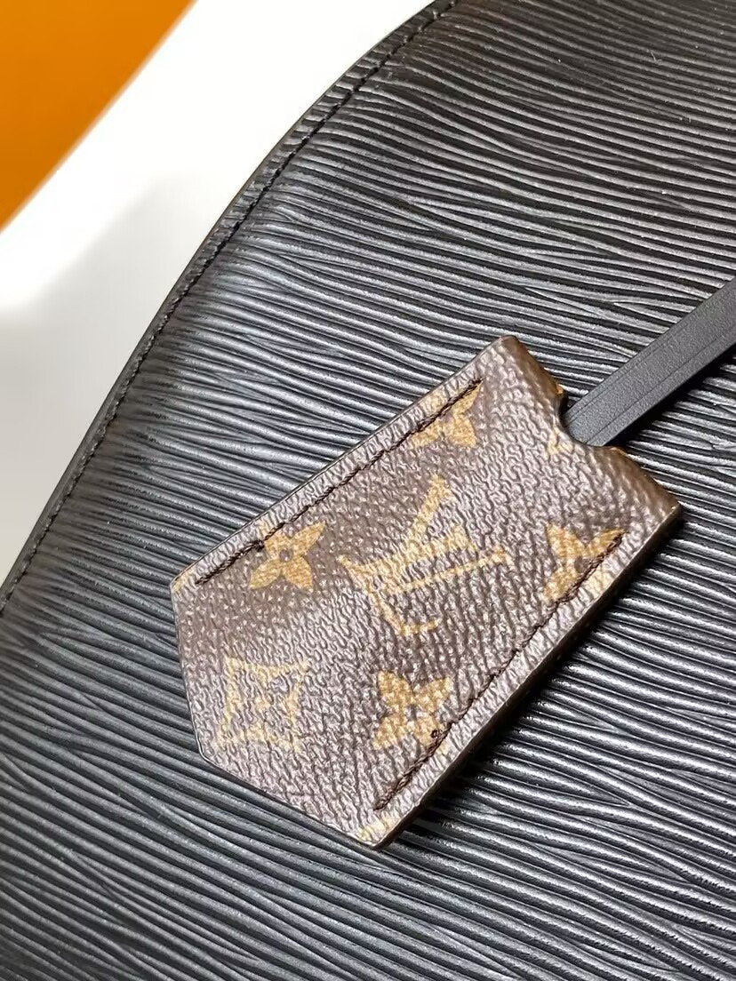 LV Speedy Soft 30 M25671 32x22.5x18cm