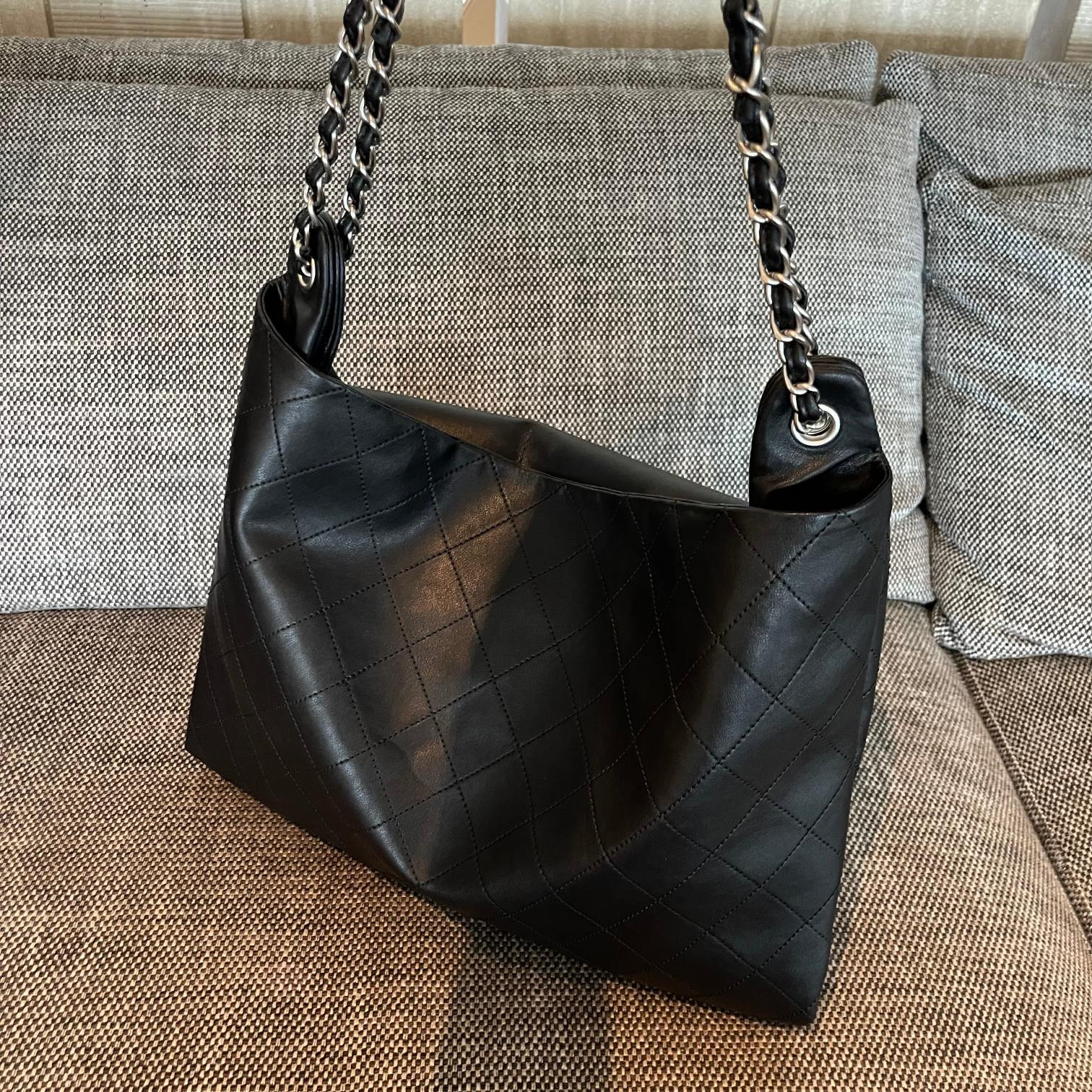 Ch*el hobo bag 40x48x3cm