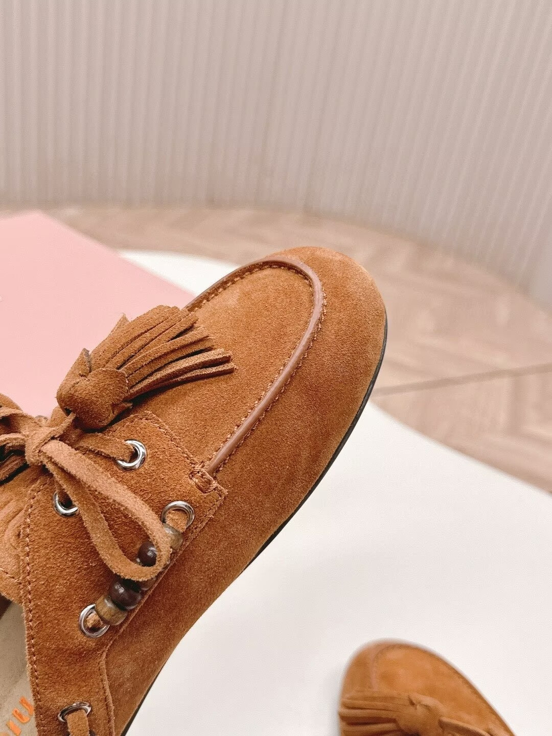 ua M1v M1v tassel mules