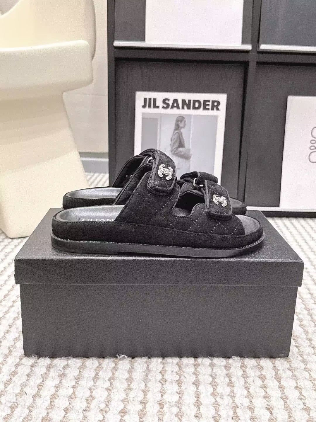 ua Ch*el slides