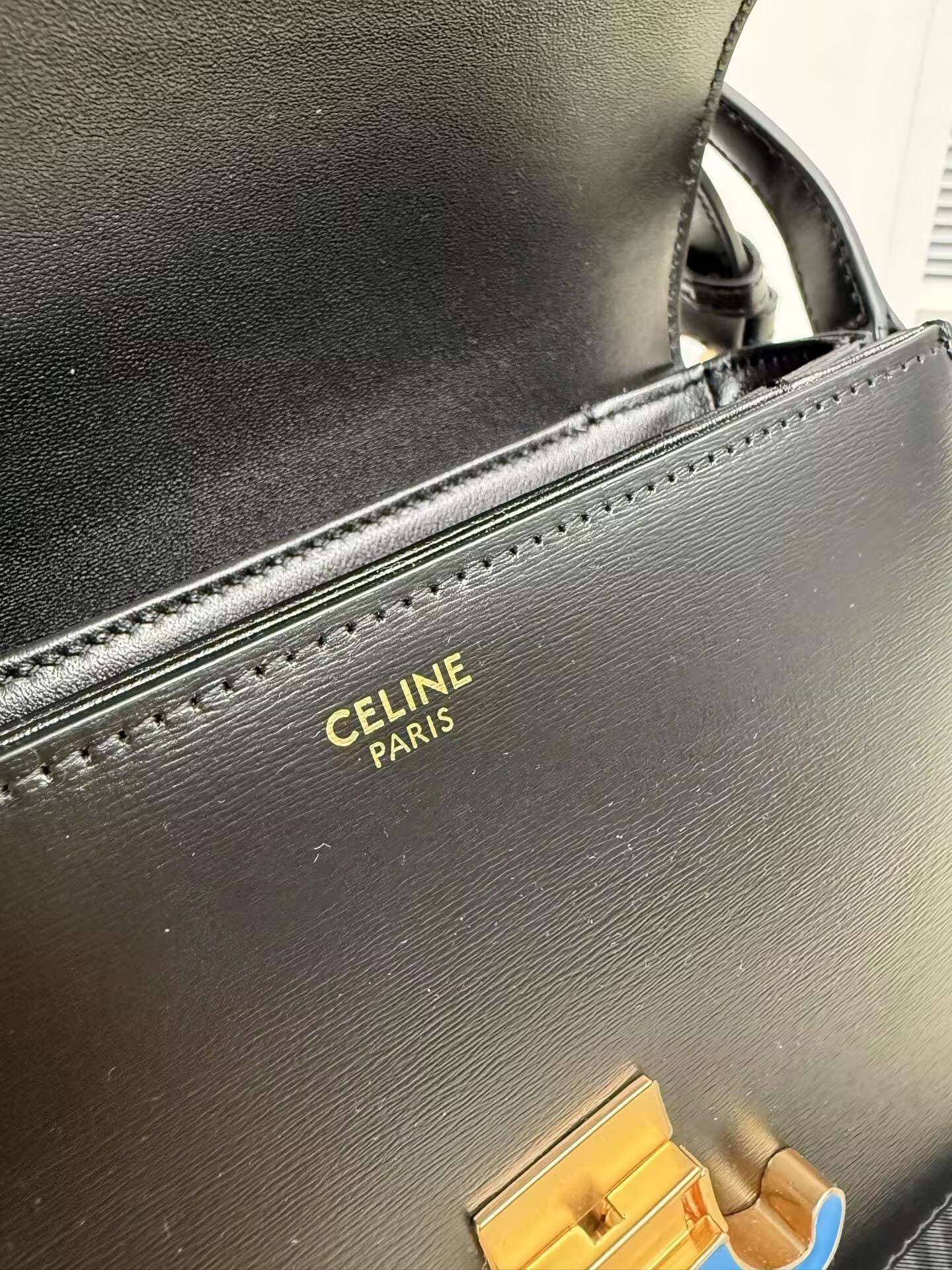 Ce**e teen triomphe enamel lock handbag 18.5x13.5x7cm