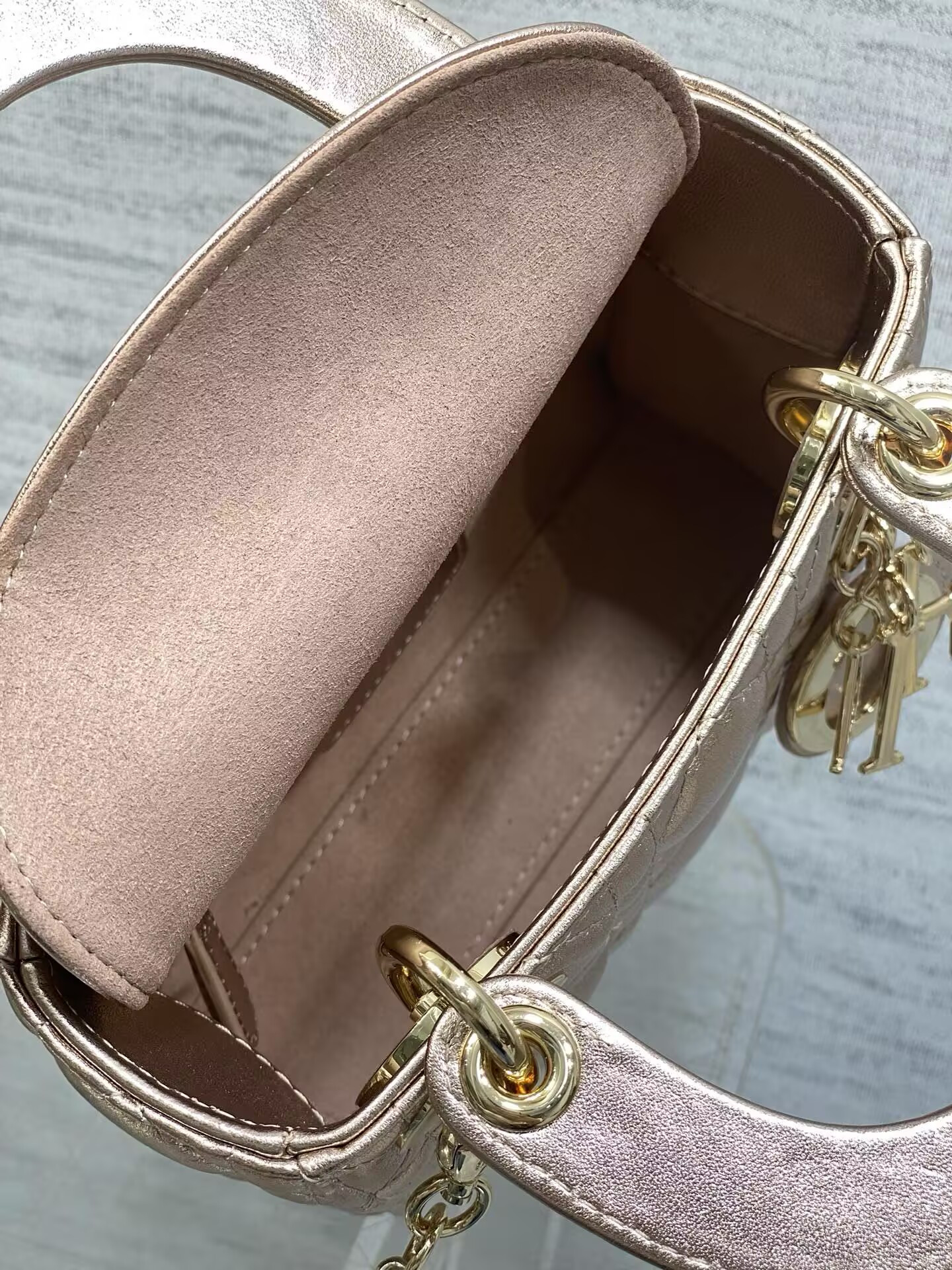 mini lady D*or bag cannage calfskin 17 x 15 x 7 cm