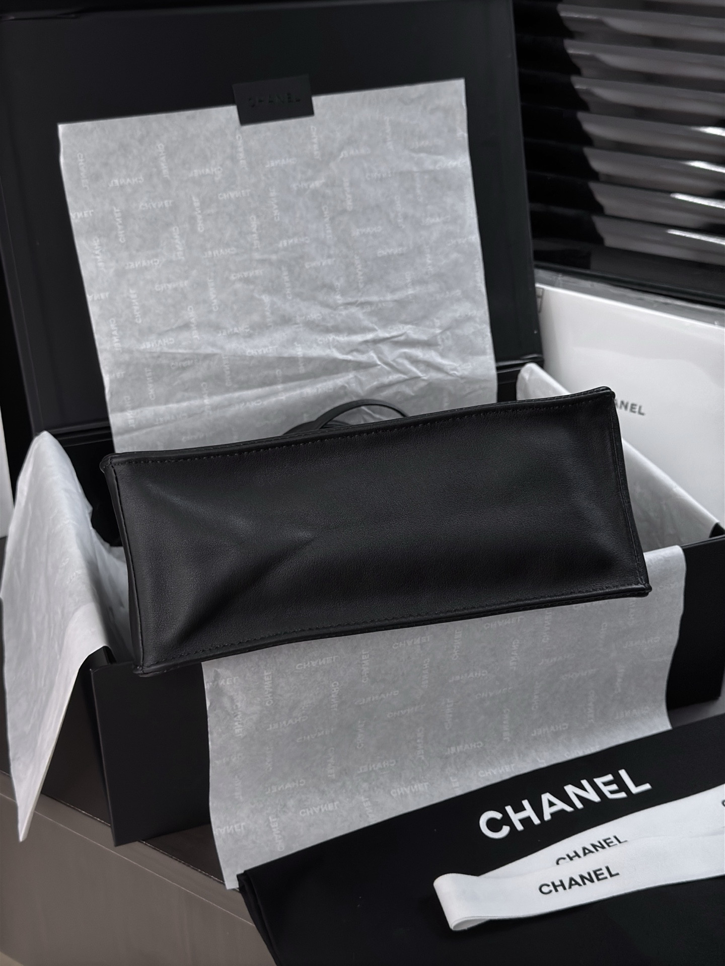 Ch*el small shopping bag as6452 28.5x23.5x9.5cm