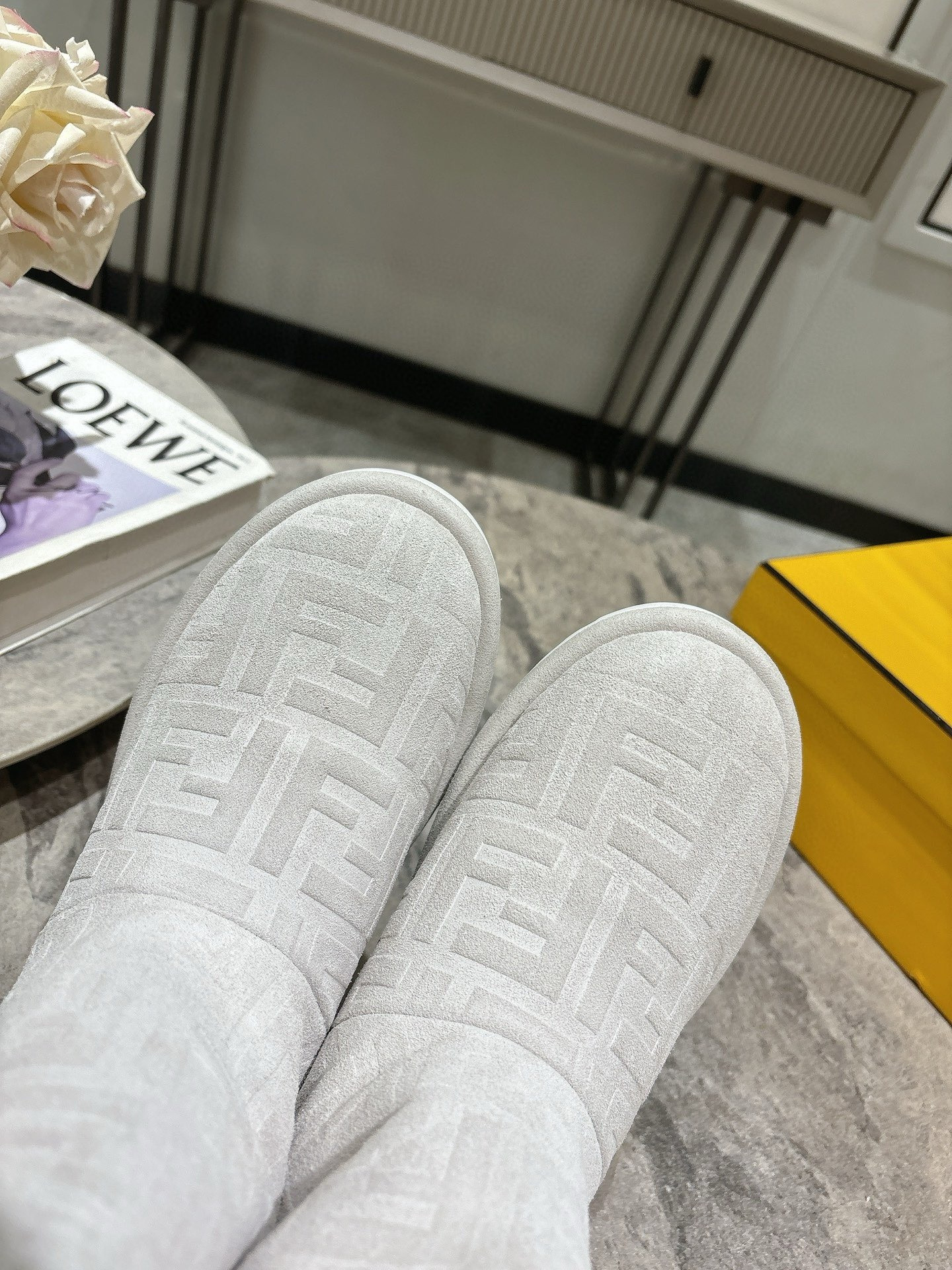ua F**di apres chic ff low boots