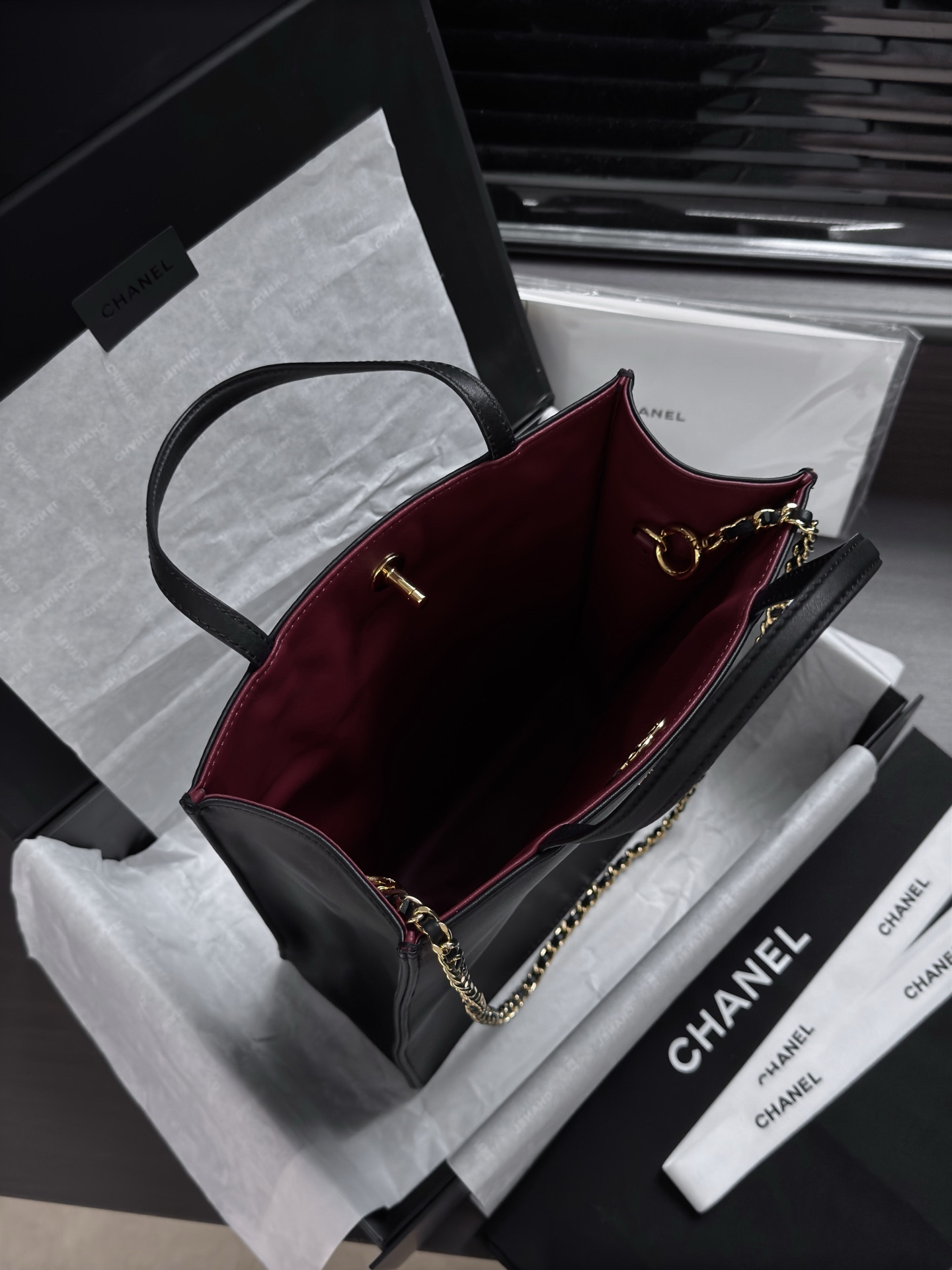 Ch*el small shopping bag as6452 28.5x23.5x9.5cm