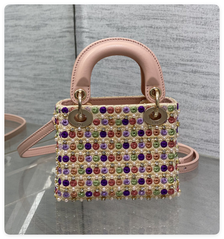 D*or artistic limited edition three-gusset lady D*or micro bag with heavy bead embroidery 12x10x5cm