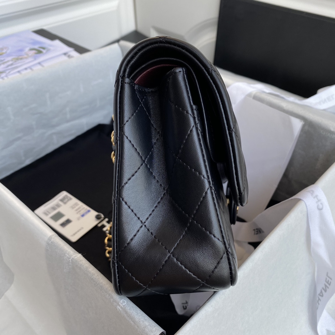 Ch*el classic flap bag a01112 15.5x25x6cm