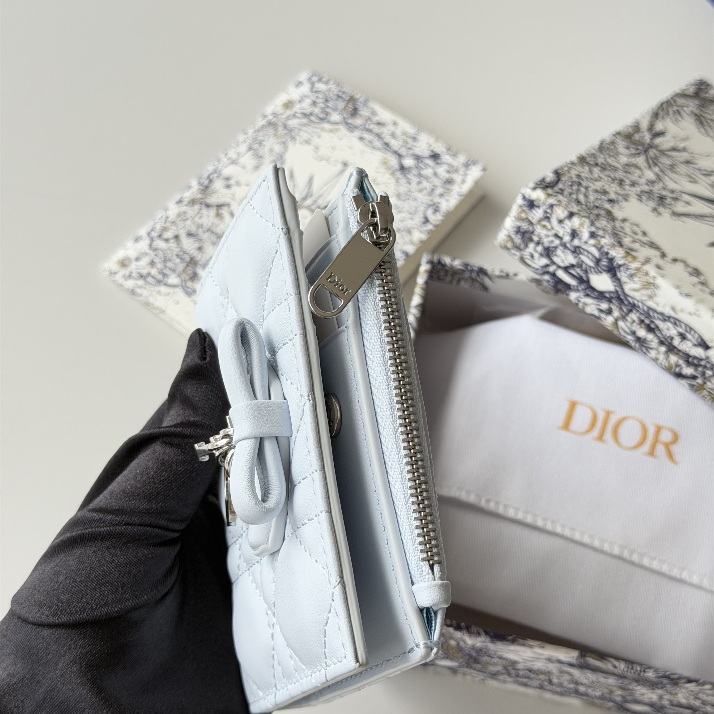 D*or lady dahlia wallet 12 x 9 x 2 cm