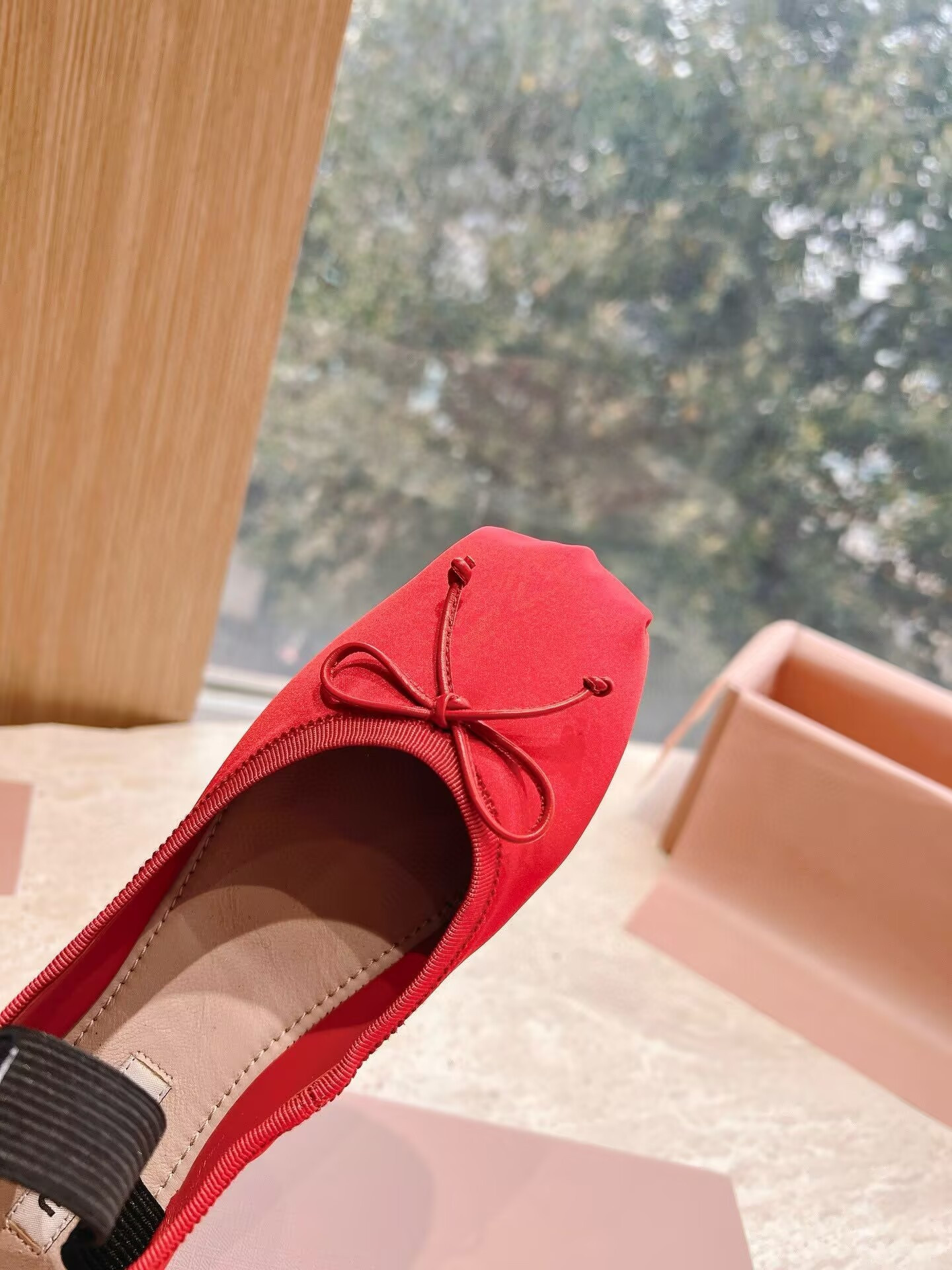 ua M1v M1v satin ballerinas