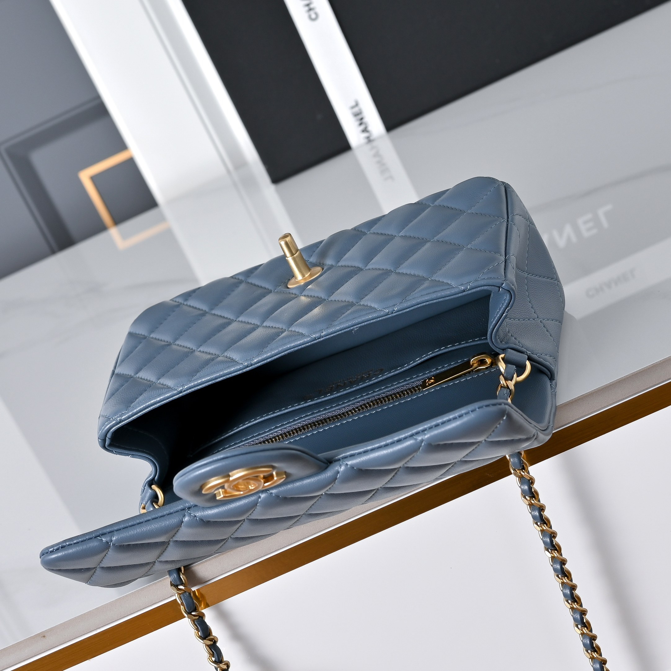 Ch*el flap bag misty blue as1787 20x13x7cm