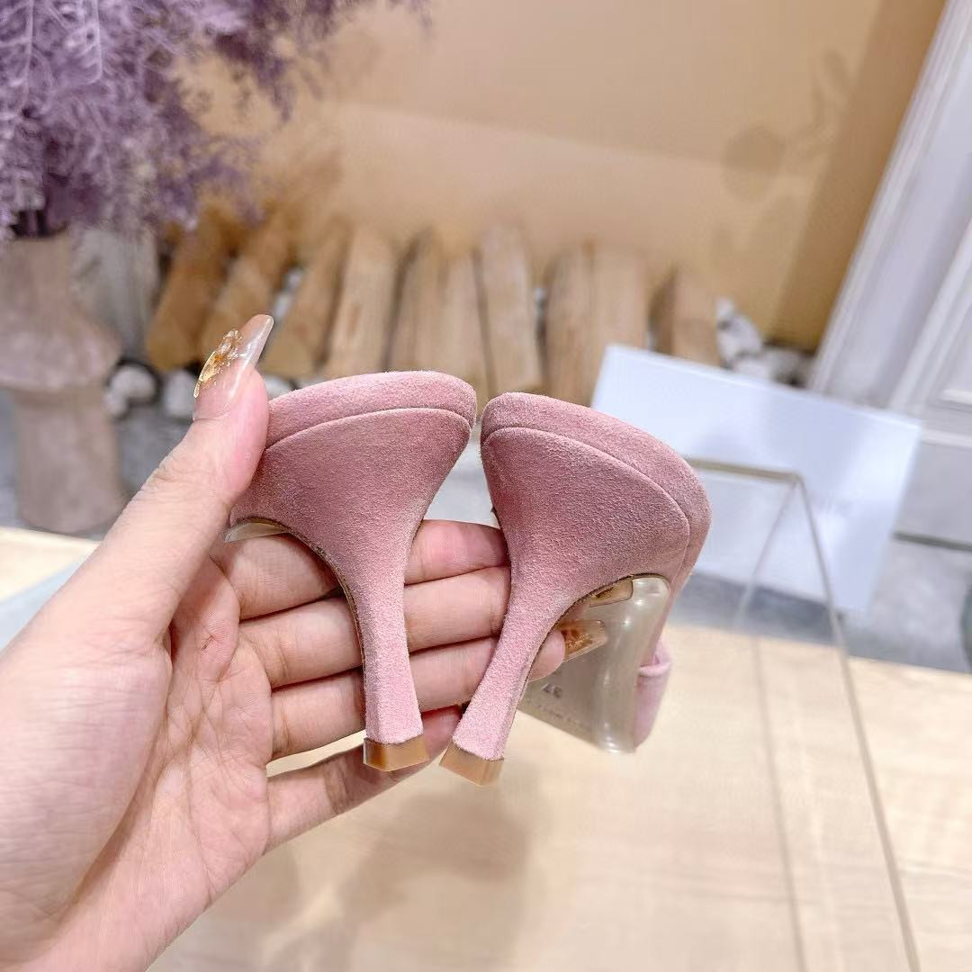 ua ma*n010 B1ah*ik mules 7.5cm