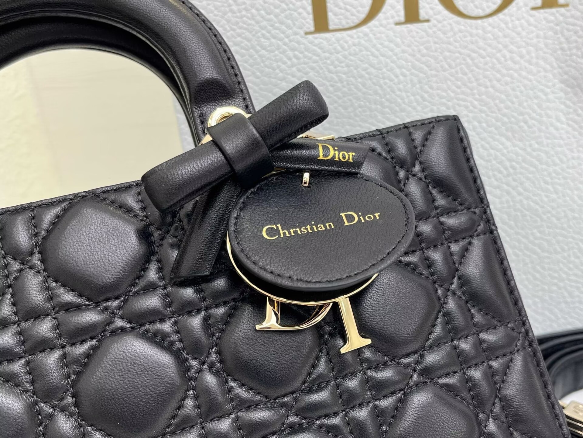 D*or medium lady d-joy bag 26 x13.5 x 5 cm