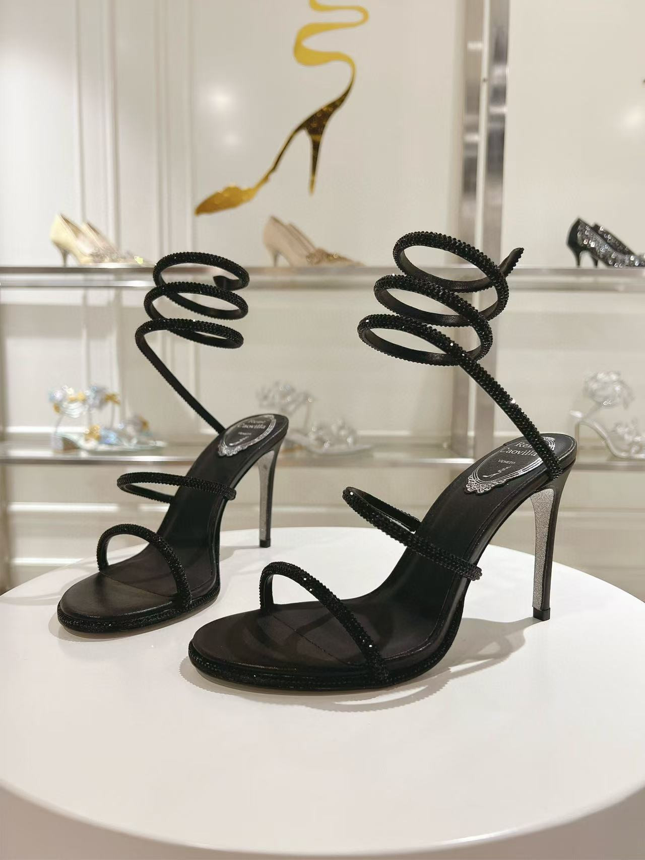 ua renÉ Ca0v1LLa cleo pumps sandals 95mm