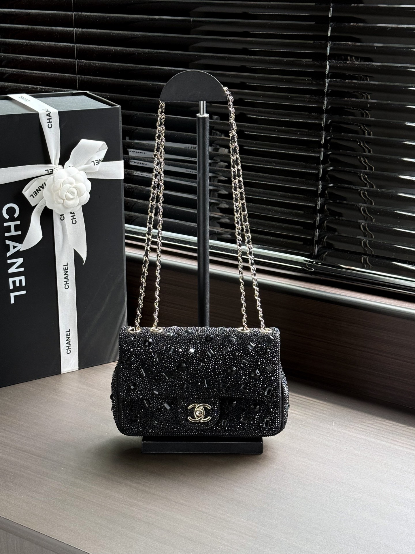 Ch*el evening flap bag as4297 13 x 21 x 8cm