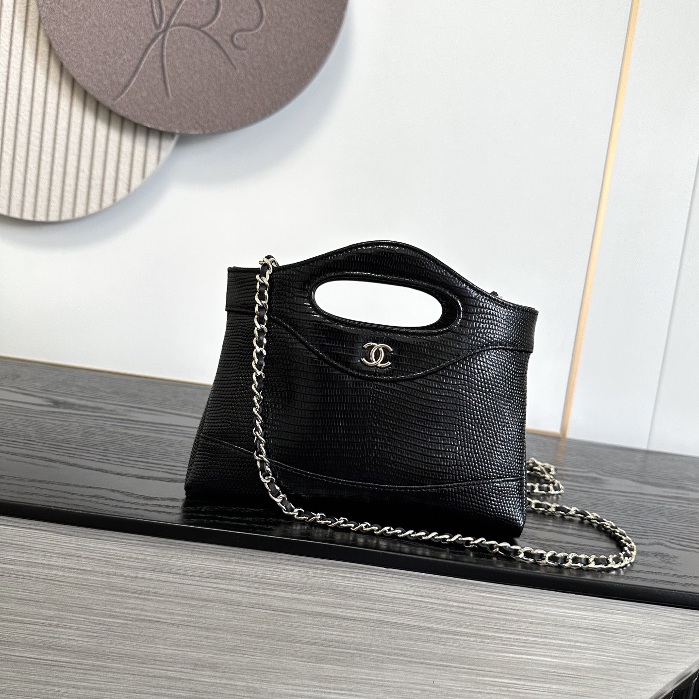 Ch*el nano chain bag as3656 17.5x20.5x4cm