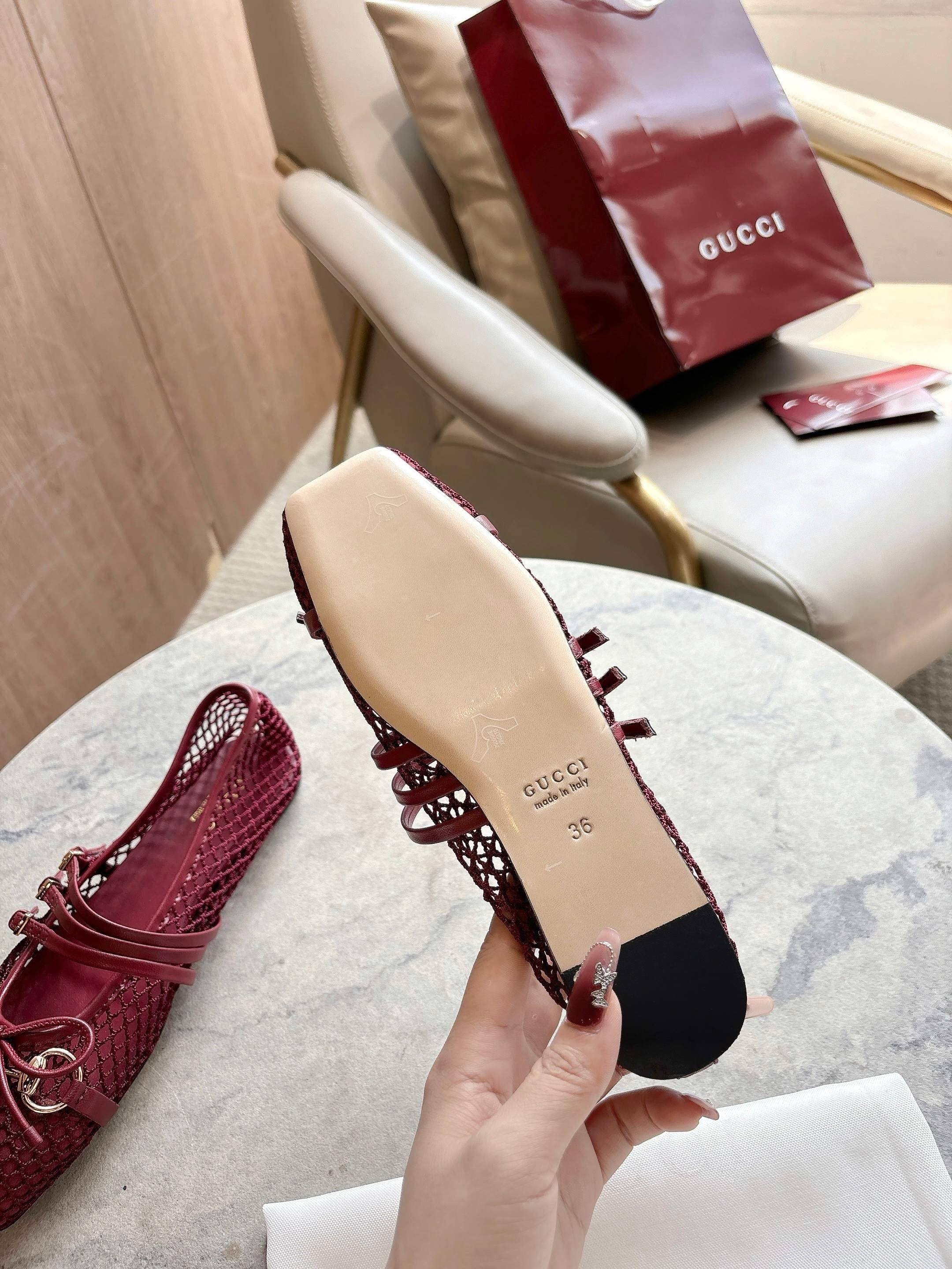 ua G*u*i horsebit ballerina flat