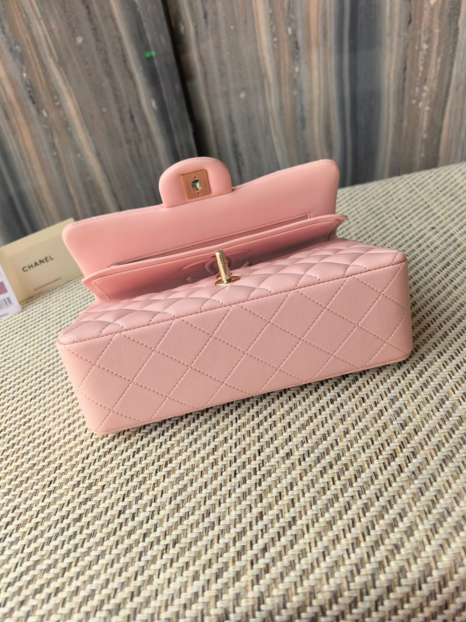 Ch*el small classic bag 23x6.5x14cm