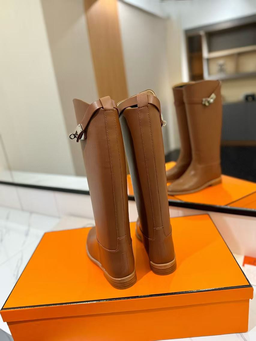 ua H**mes jumping boots