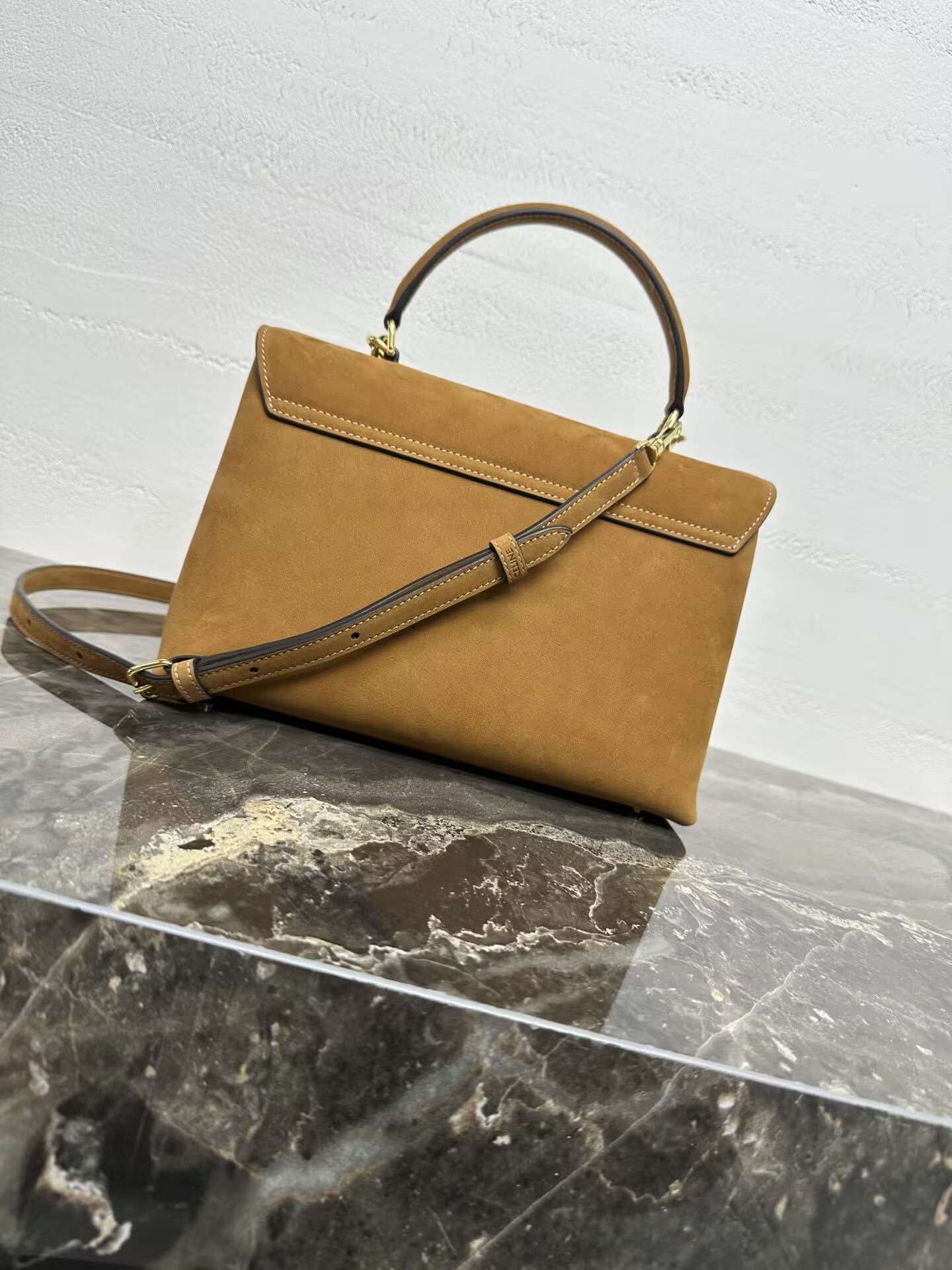 Ce**e medium nino bag in nubuck calfskin 25x17.5x10cm