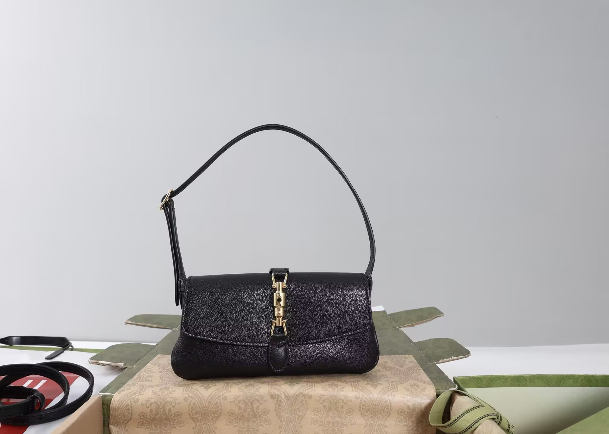 G*u*i jackie small shoulder bag 21.5x11.5x2cm