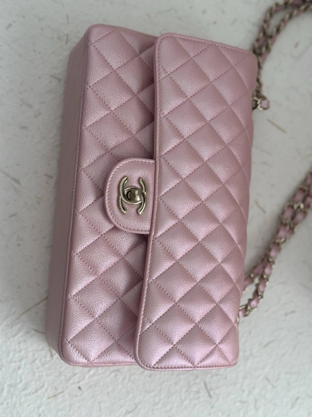 Ch*el flap bag pearlescent pink as1112 25.5x15x6cm