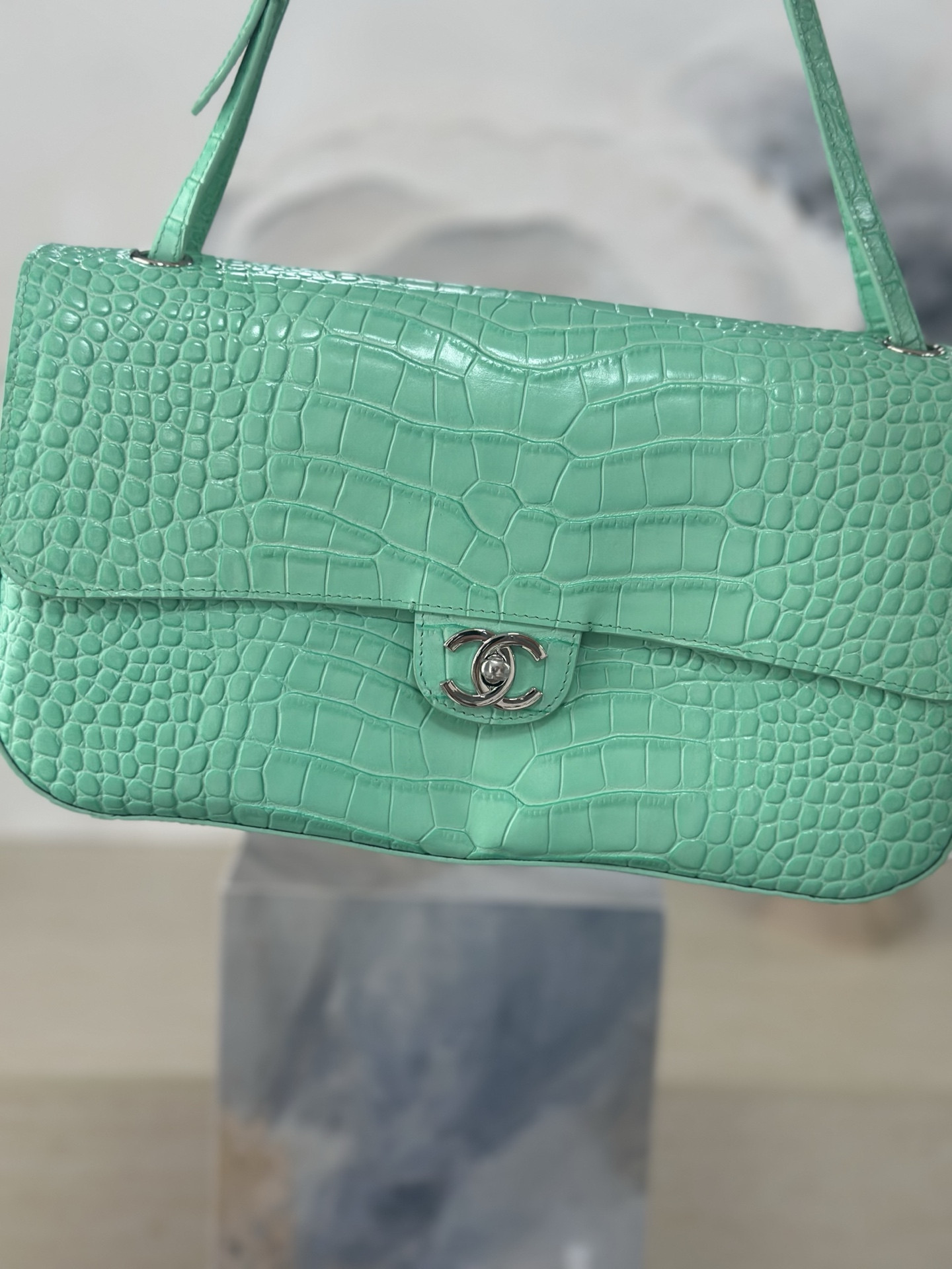 Ch*el maxi flap bag glacier blue silver hardware as6231 19.5x32x10cm