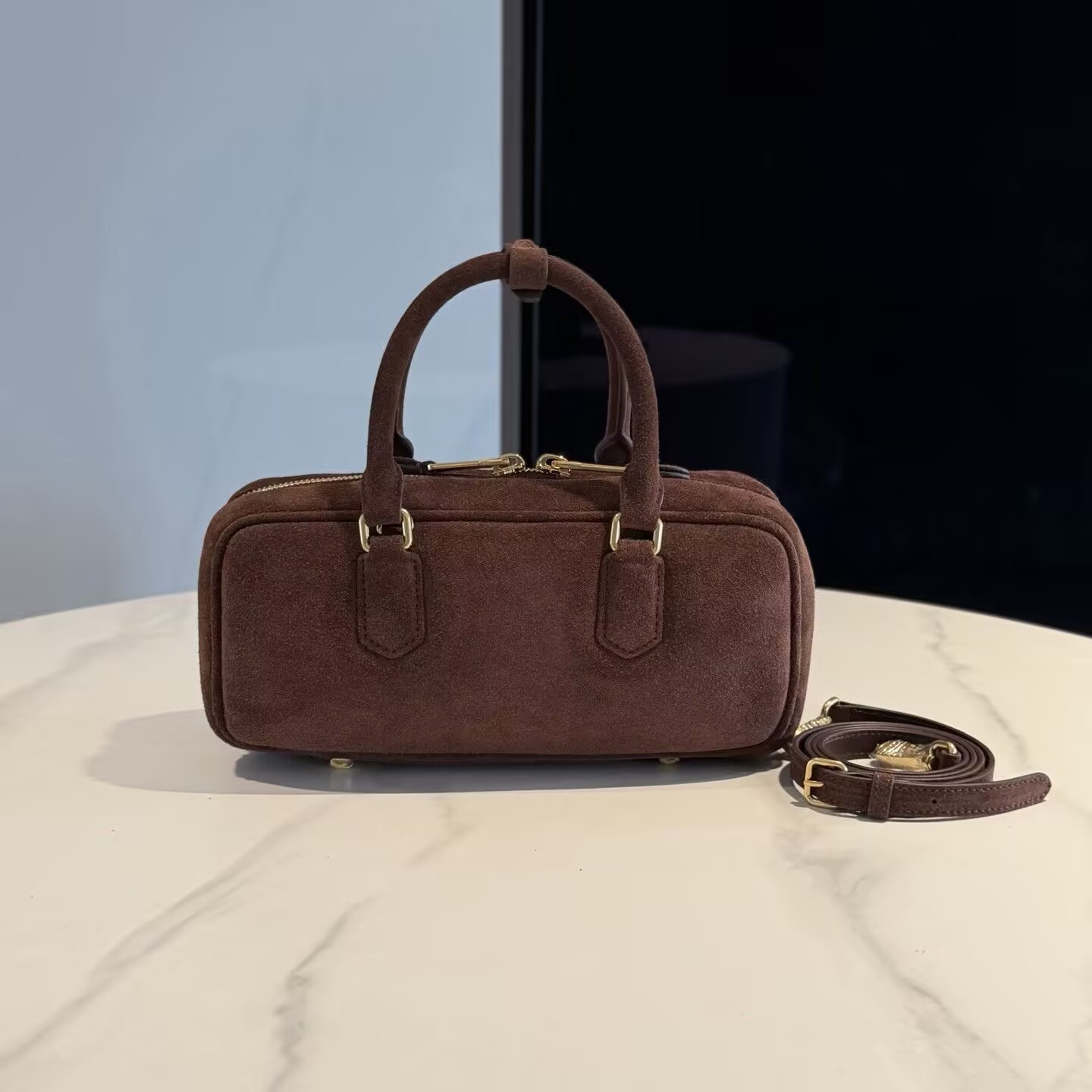 M1v M1v arcadie padded suede top-handle bag 27x12x9cm