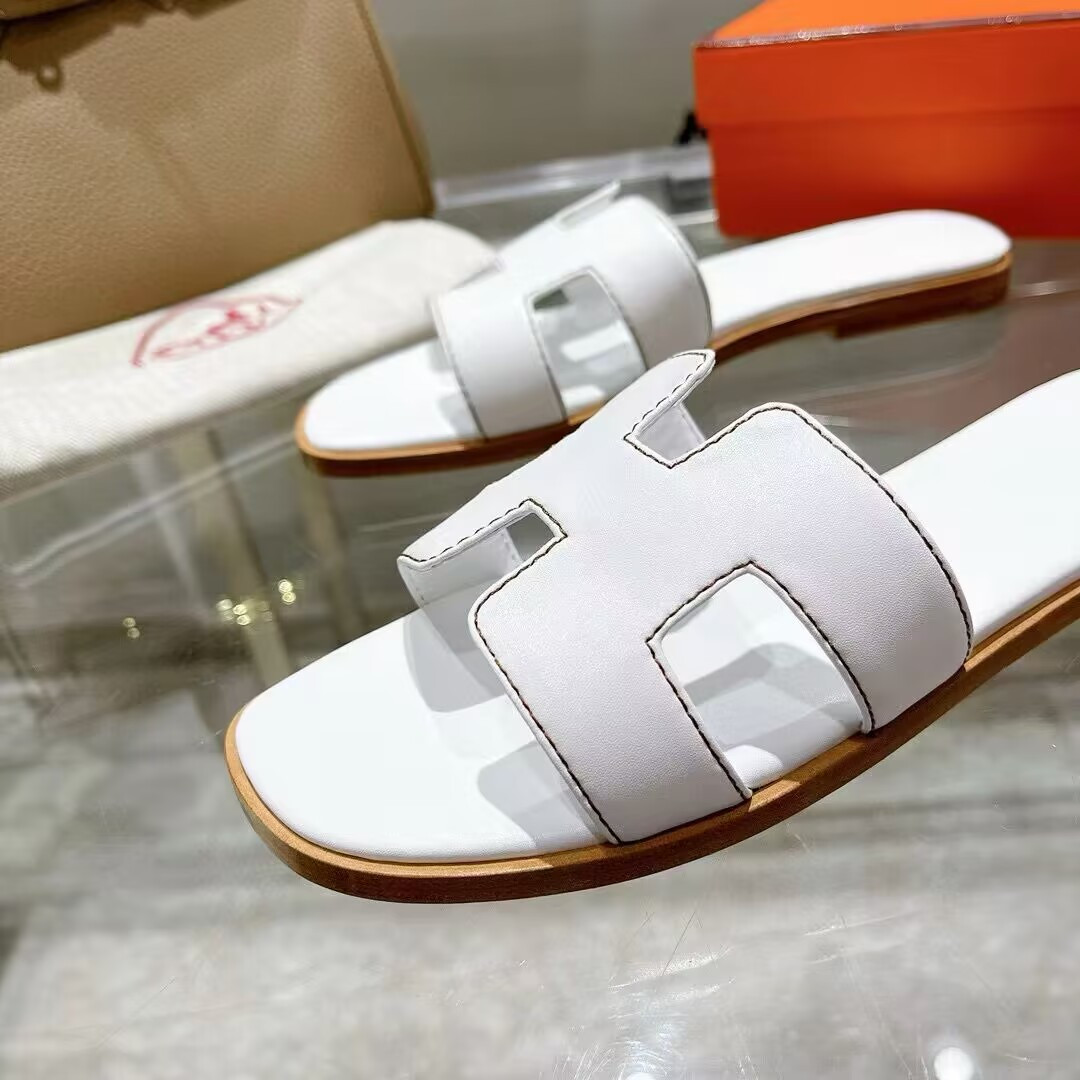 ua H**mes oran sandal