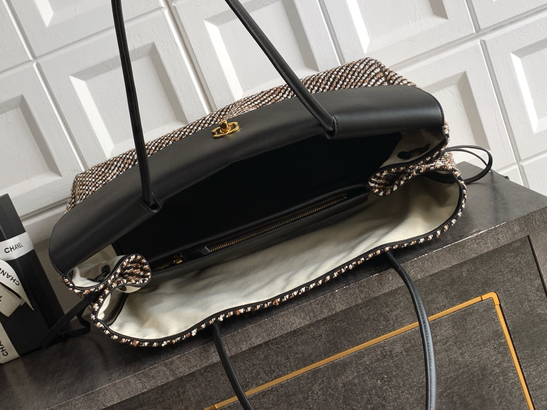 Ch*el large tote as6289 33x43x17.5cm