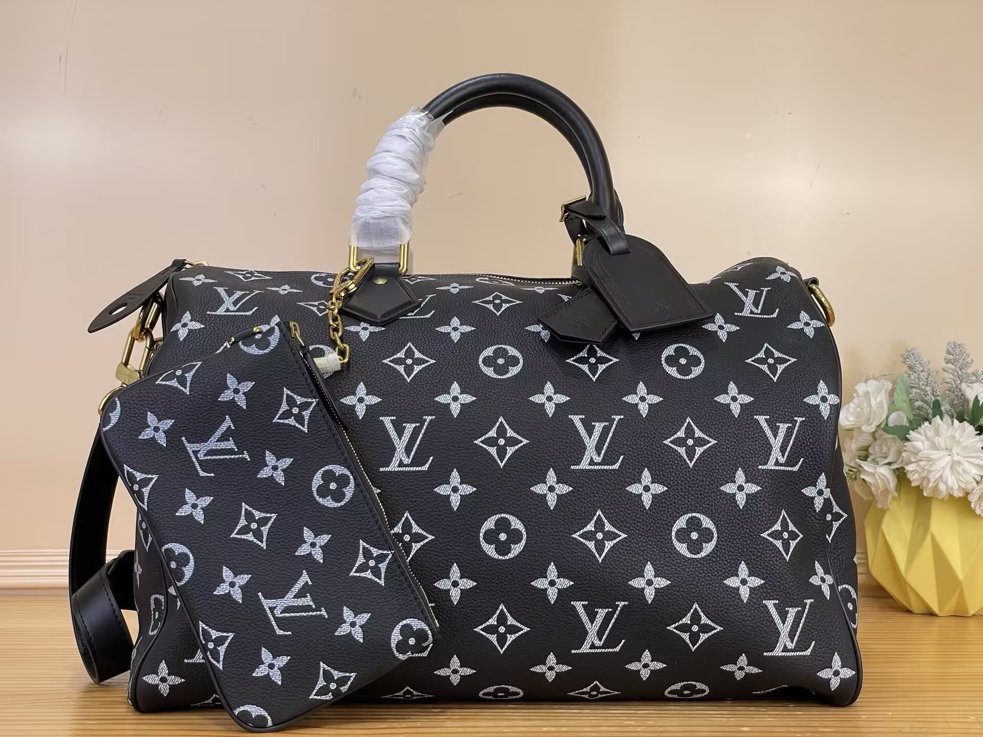 LV Speedy P9 Bandoulière 40 M2A709 40 x 26 x23cm