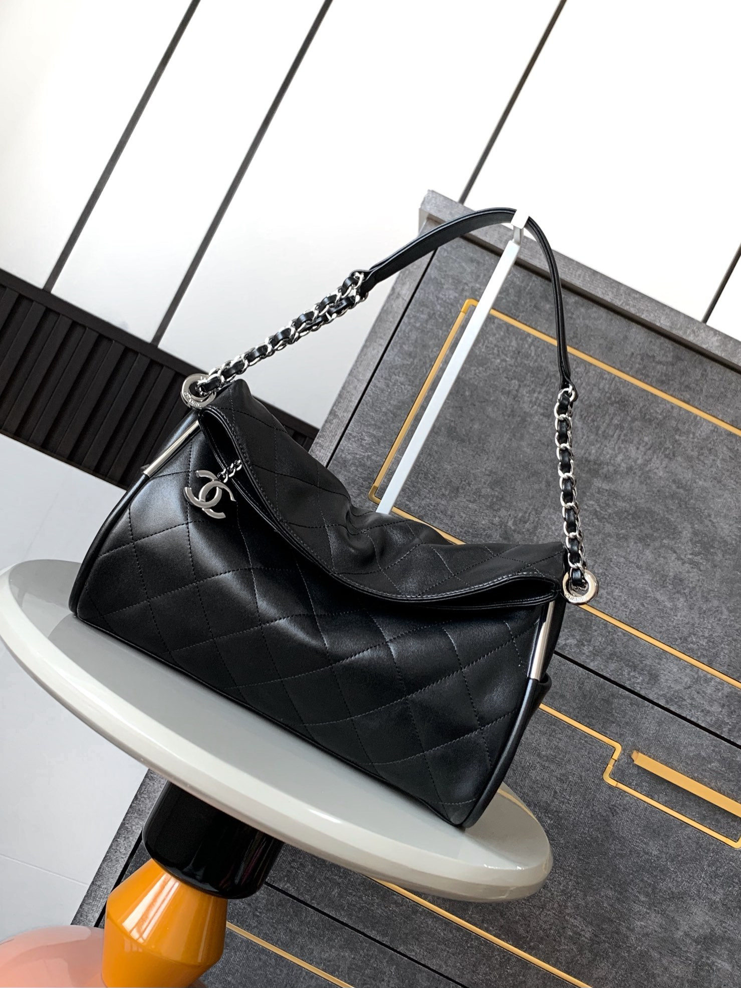 Ch*el hobo bag 30x20x12cm