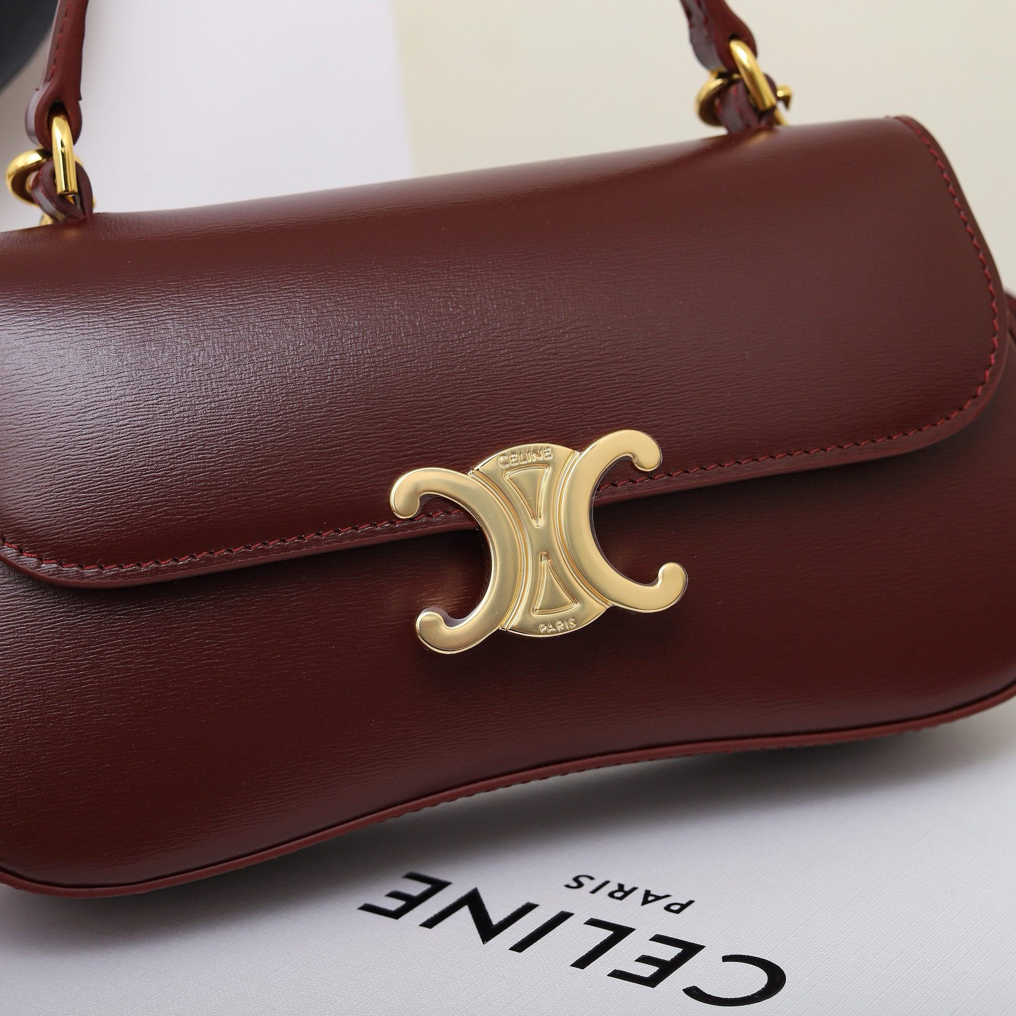 Ce**e teen Ce**e lola in shiny calfskin 20x11.5x5cm