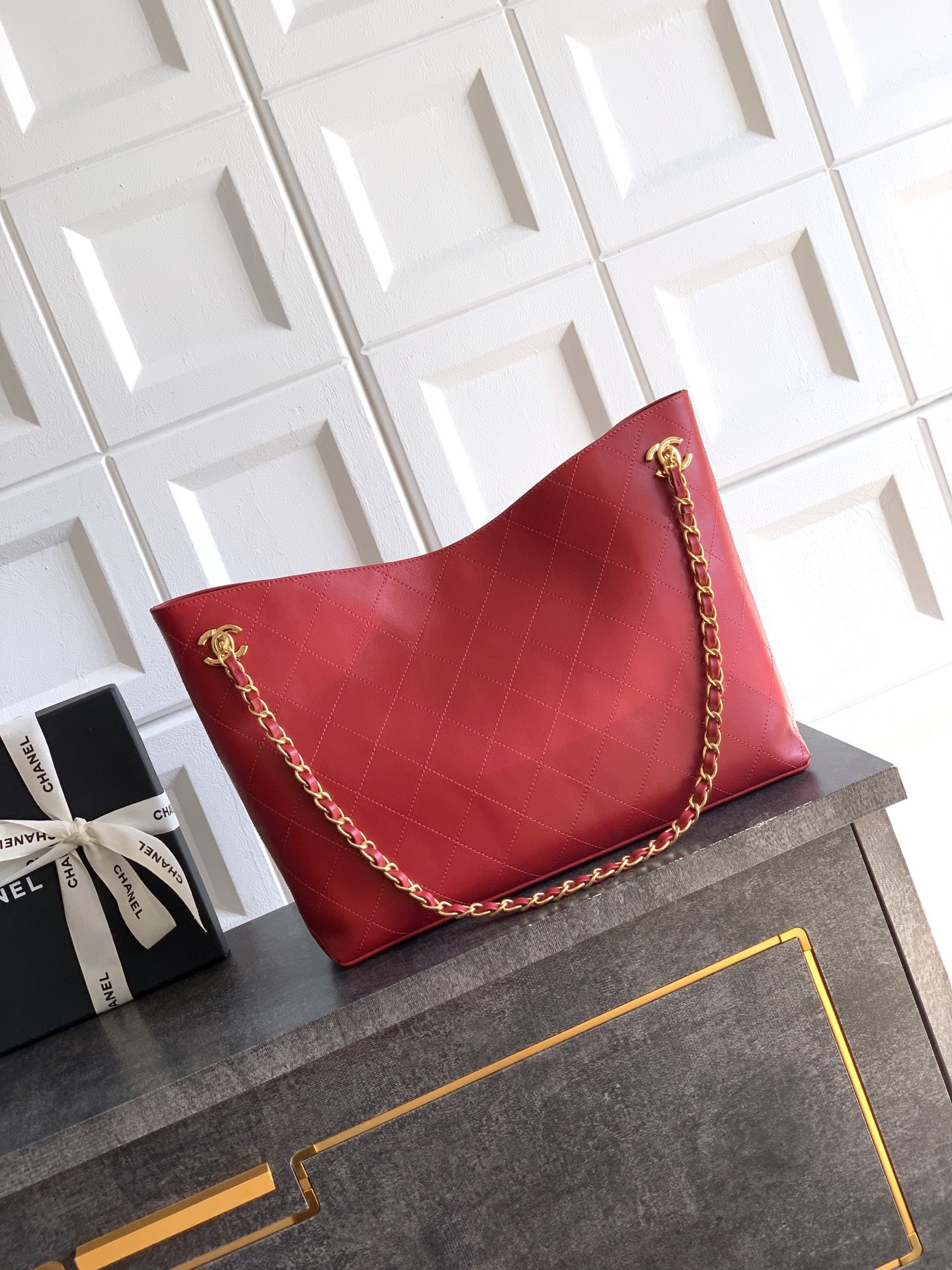 Ch*el shopping bag 38x25x9.5cm