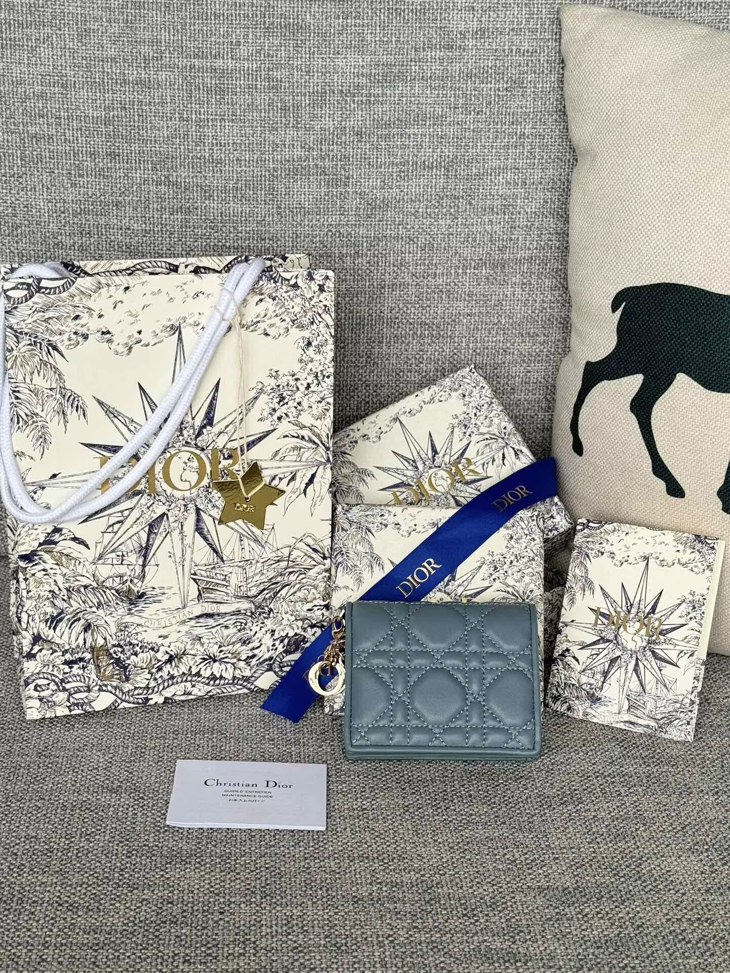 D*or mini lady D*or gardenia wallet 11x9x3cm