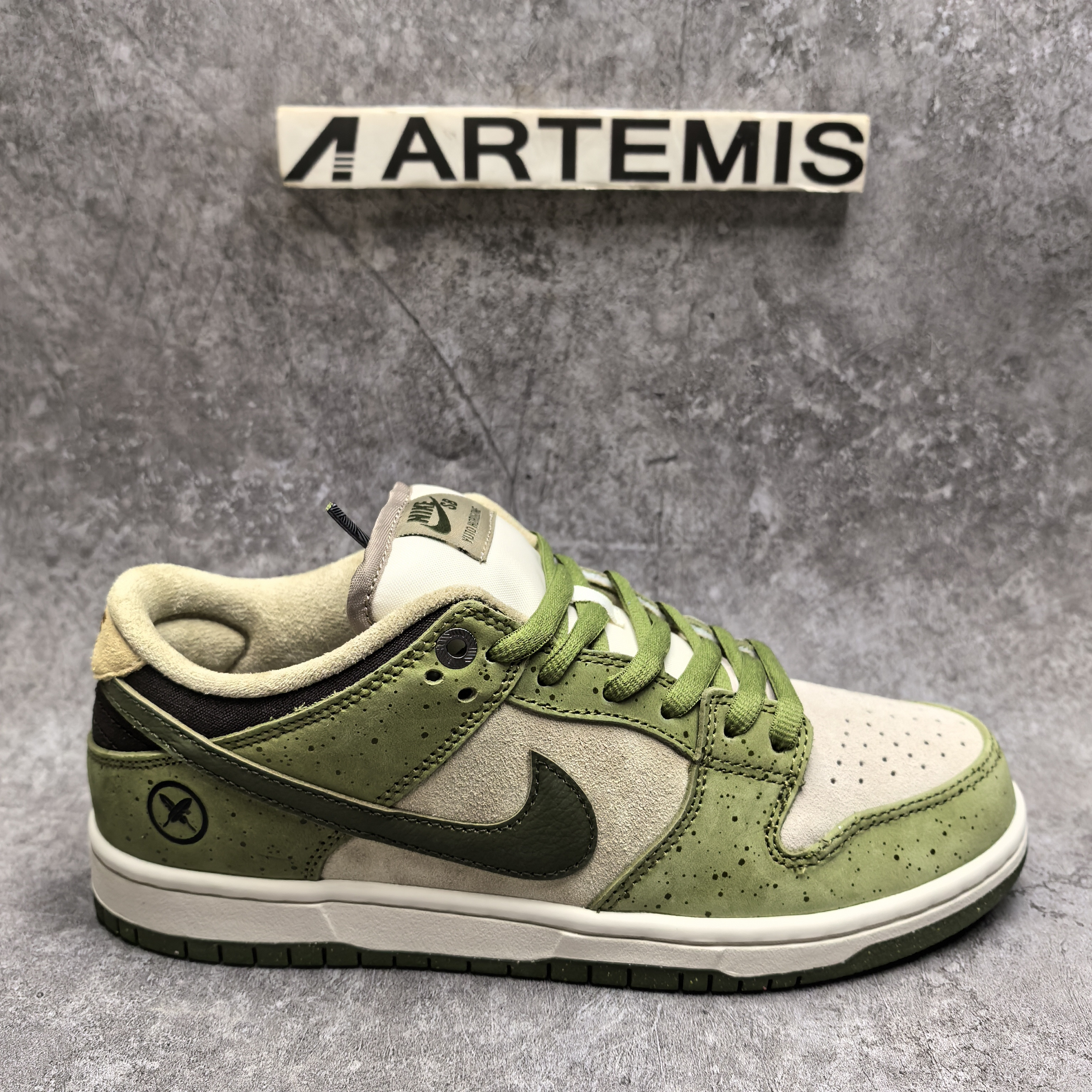 UA Nike SB Dunk Low